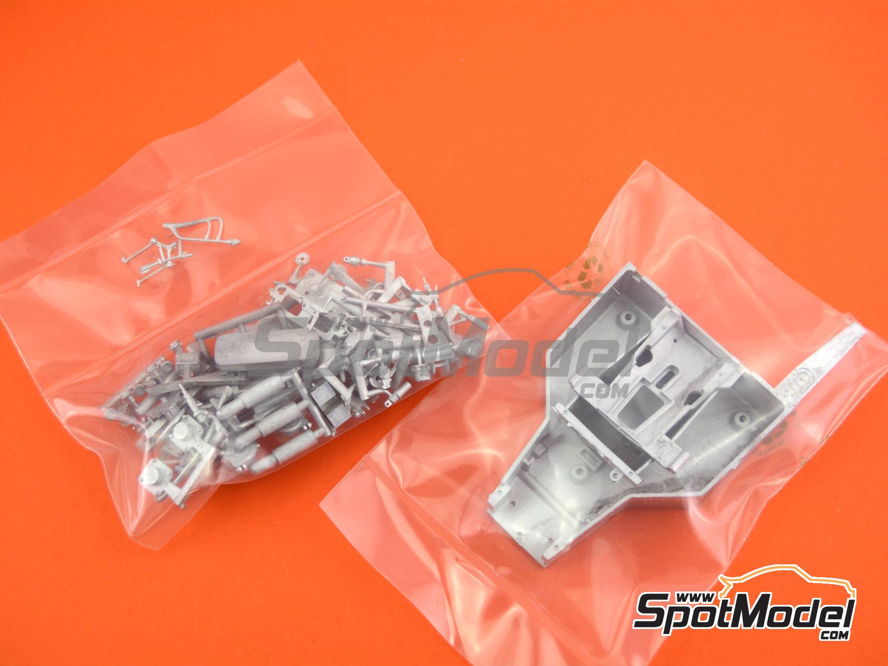 Image 18: Ferrari 312T Equipo Scuderia Ferrari - Gran Premio de F&oacute;rmula 1 de Italia 1975 | Maqueta de coche en escala&nbsp;1/24 fabricado por Tameo Kits (ref.&nbsp;TLK005)