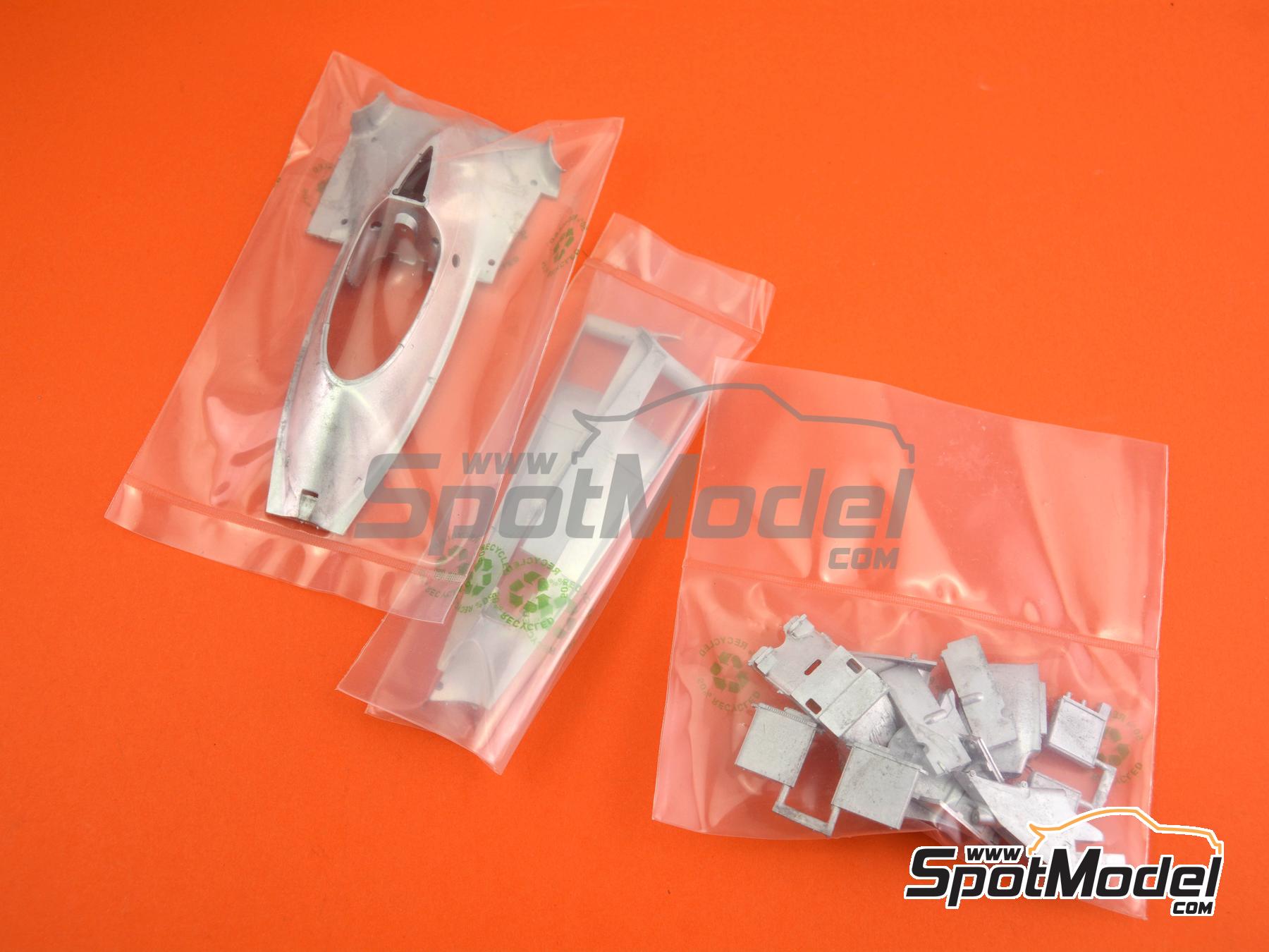 Image 19: Ferrari 312T Equipo Scuderia Ferrari - Gran Premio de F&oacute;rmula 1 de Italia 1975 | Maqueta de coche en escala&nbsp;1/24 fabricado por Tameo Kits (ref.&nbsp;TLK005)