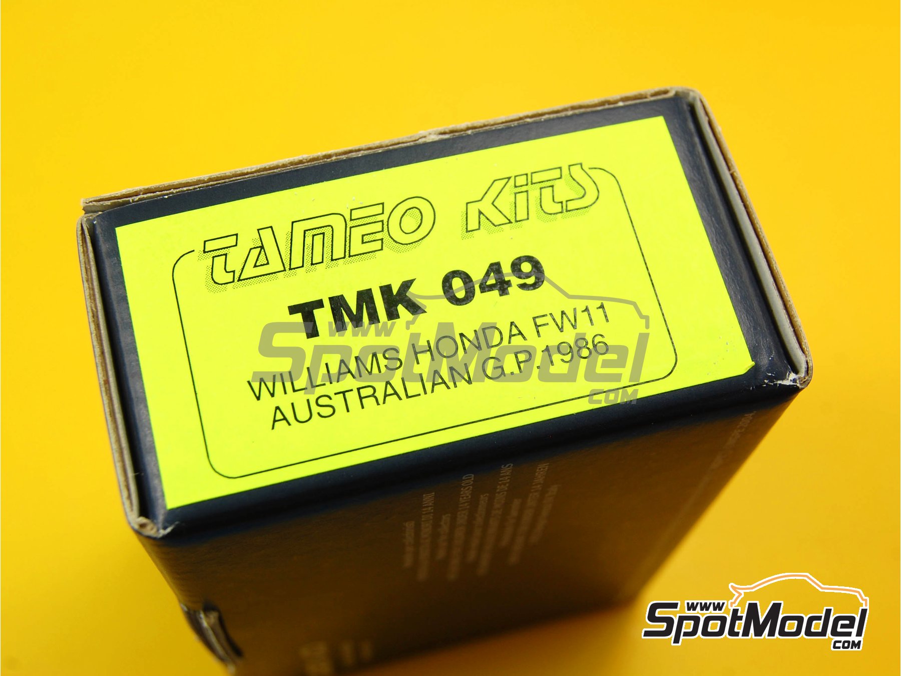 Image 7: Williams Honda FW11 Williams Grand Prix Engineering Team sponsored by Camel - Australian Formula 1 Grand Prix 1986 | Car scale model kit in 1/43 scale manufactured by Tameo Kits (ref.&nbsp;TMK049)