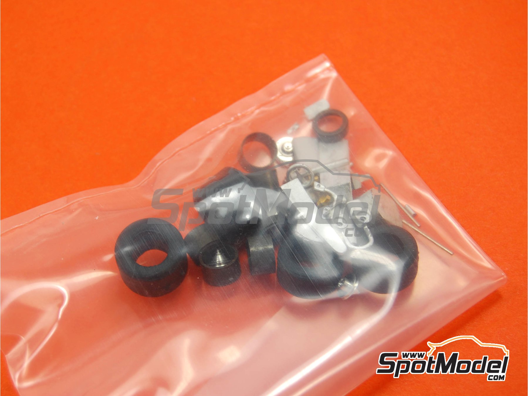 Image 5: Tyrrell Honda 020 Equipo Tyrrell Racing patrocinado por Braun Epson - Gran Premio de F&oacute;rmula 1 de los Estados Unidos de Am&eacute;rica 1991 | Maqueta de coche en escala&nbsp;1/43 fabricado por Tameo Kits (ref.&nbsp;TMK140)