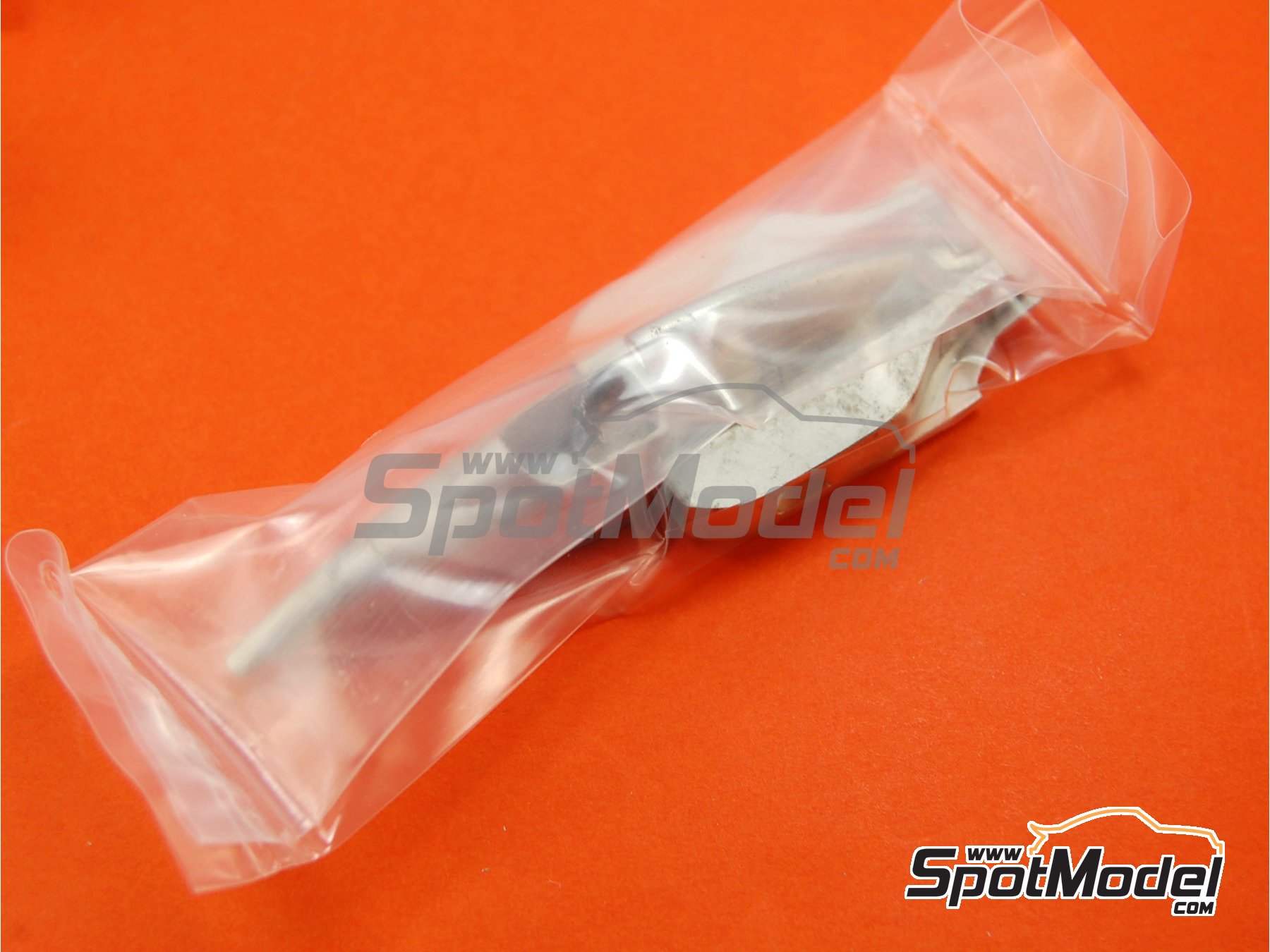 Image 6: Tyrrell Honda 020 Equipo Tyrrell Racing patrocinado por Braun Epson - Gran Premio de F&oacute;rmula 1 de los Estados Unidos de Am&eacute;rica 1991 | Maqueta de coche en escala&nbsp;1/43 fabricado por Tameo Kits (ref.&nbsp;TMK140)