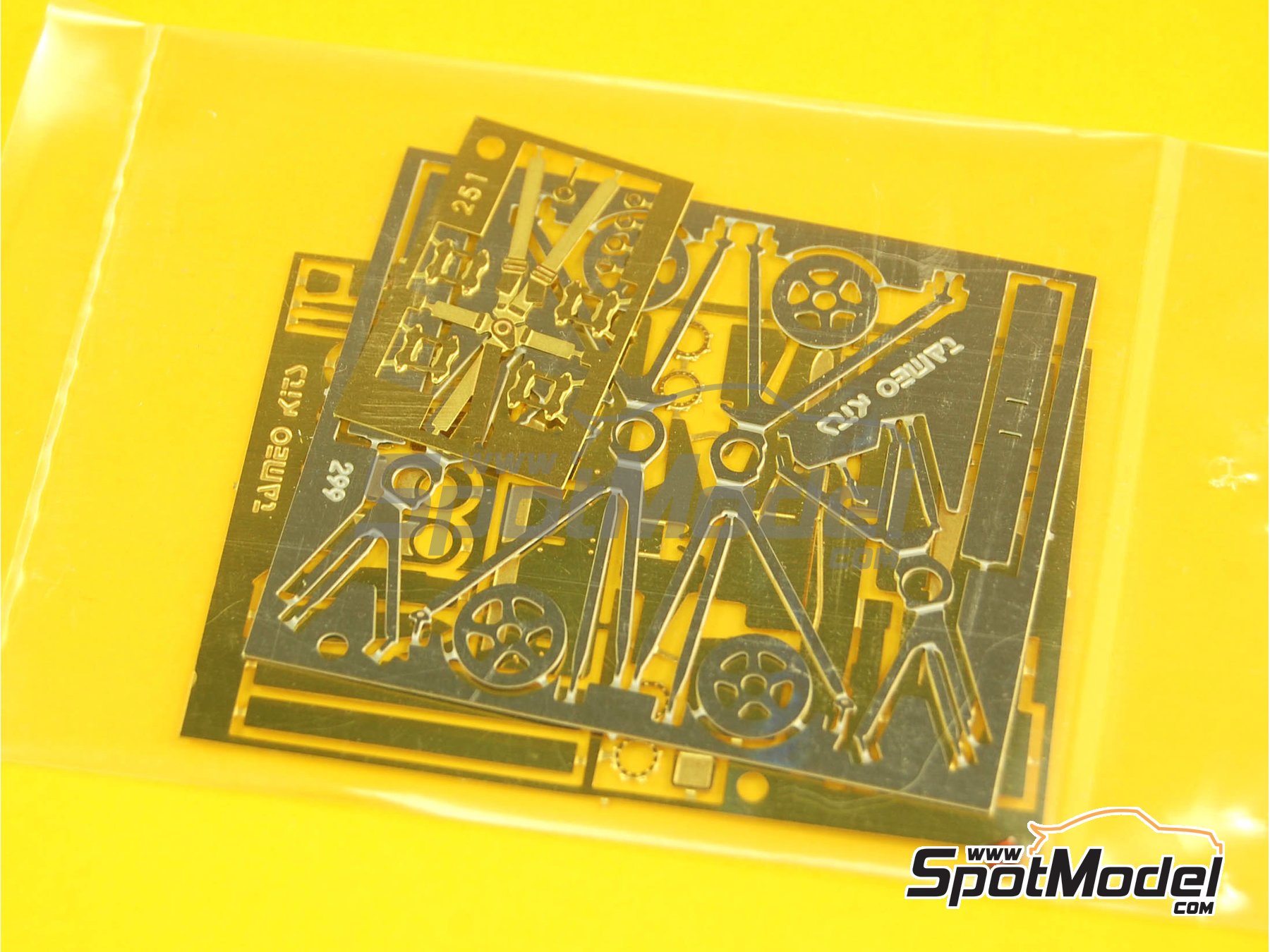 Kit Miniature Tameo TMK 161 - Footwork Arrows German GP 1992 - Échelle 1/43