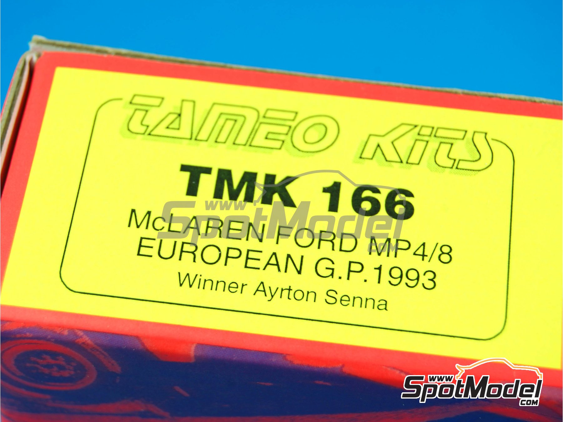 Image 7: McLaren Ford MP4/8 McLaren Racing Limited Team sponsored by Shell - European Formula 1 Grand Prix 1993 | Car scale model kit in 1/43 scale manufactured by Tameo Kits (ref.&nbsp;TMK166)