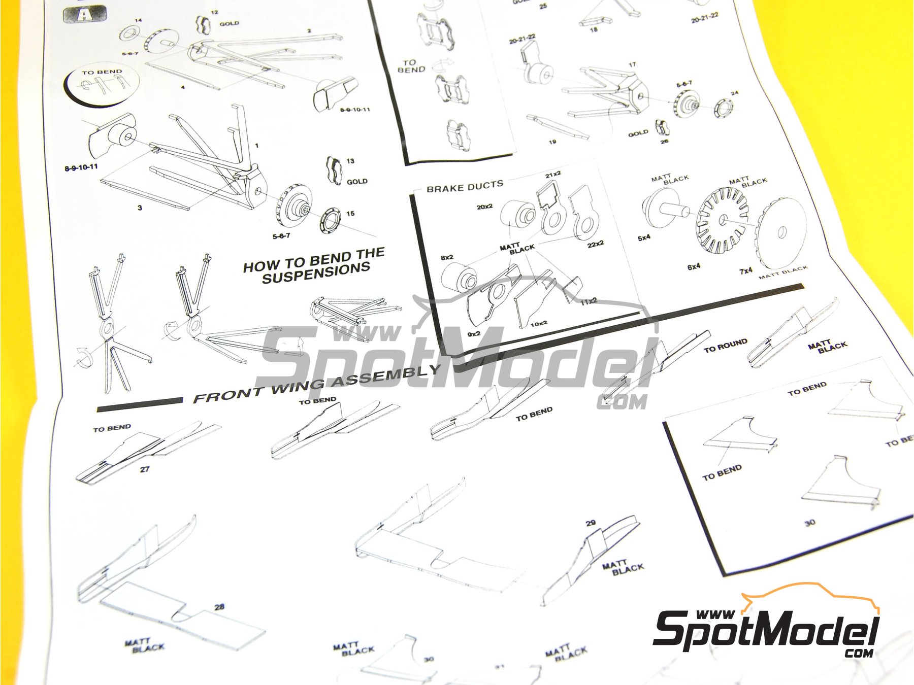 Image 2: Williams Renault FW15c Williams Grand Prix Engineering Team sponsored by Camel - European Formula 1 Grand Prix 1993 | Car scale model kit in 1/43 scale manufactured by Tameo Kits (ref.&nbsp;TMK167)