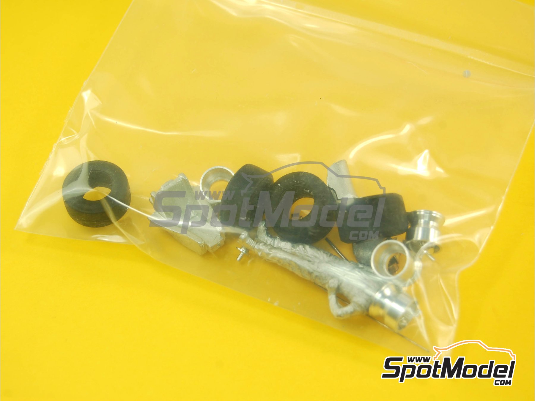 Image 2: Footwork Mugen Fa14 Equipo Footwork patrocinado por Footwork - Gran Premio de F&oacute;rmula 1 de Francia 1993 | Maqueta de coche en escala&nbsp;1/43 fabricado por Tameo Kits (ref.&nbsp;TMK172)