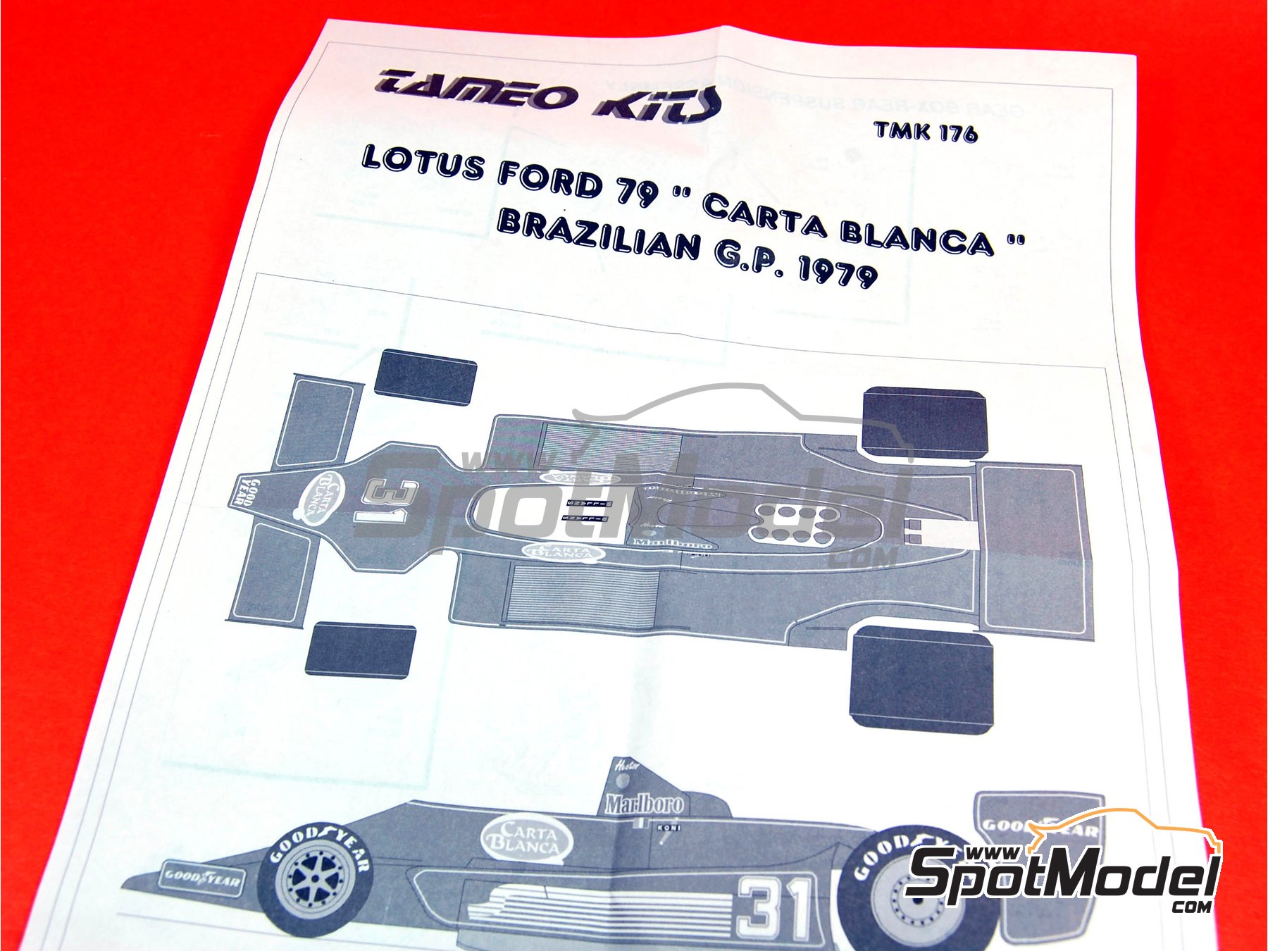 Image 3: Lotus Ford Type 79 patrocinado por Carta Blanca Marlboro - Gran Premio de F&oacute;rmula 1 de Brasil 1979 | Maqueta de coche en escala&nbsp;1/43 fabricado por Tameo Kits (ref.&nbsp;TMK176)