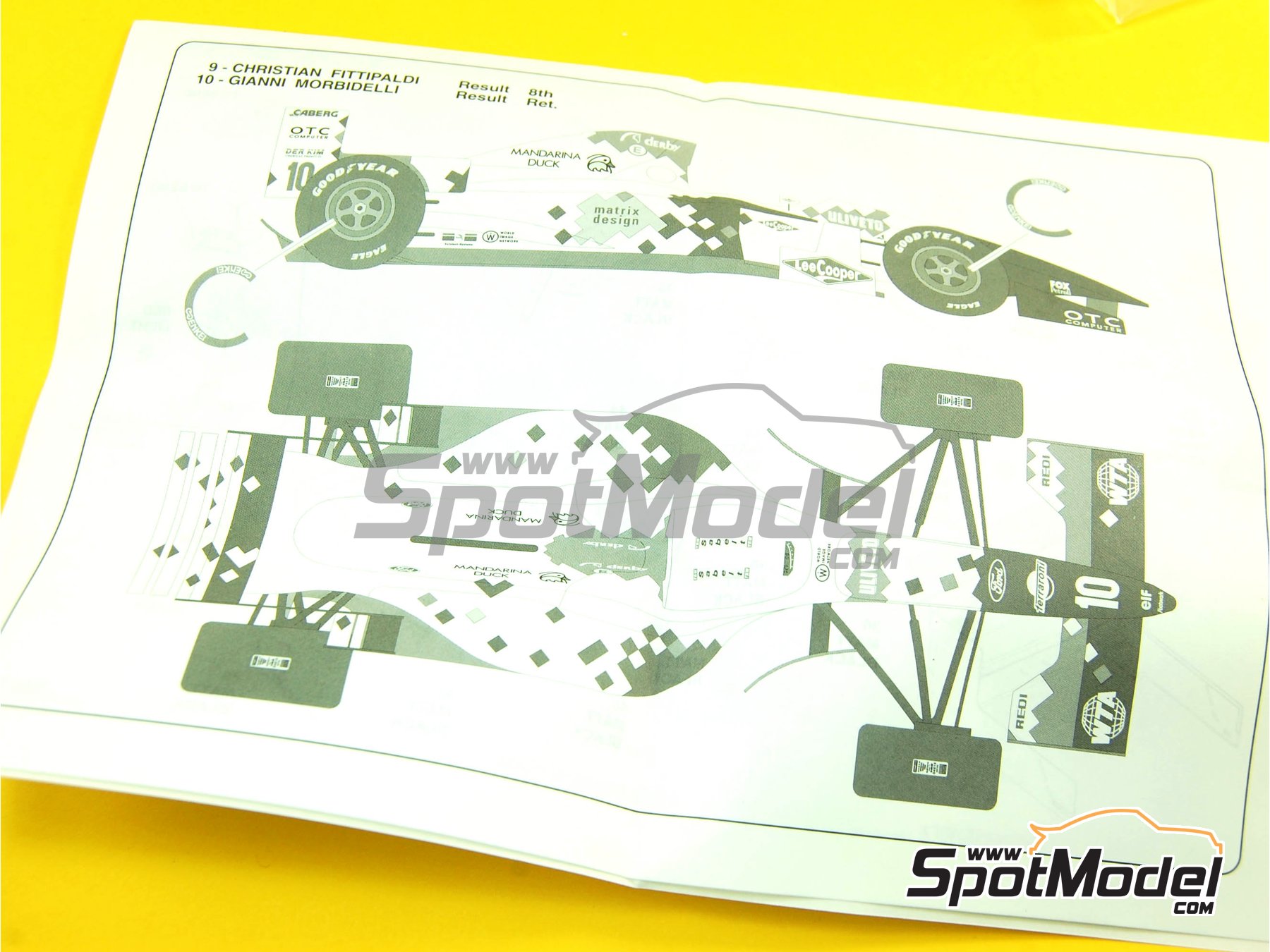Image 4: Footwork Ford Fa15 Footwork Team sponsored by Mandarina Duck, Matrix Design - Australian Formula 1 Grand Prix 1994 | Car scale model kit in 1/43 scale manufactured by Tameo Kits (ref.&nbsp;TMK184)
