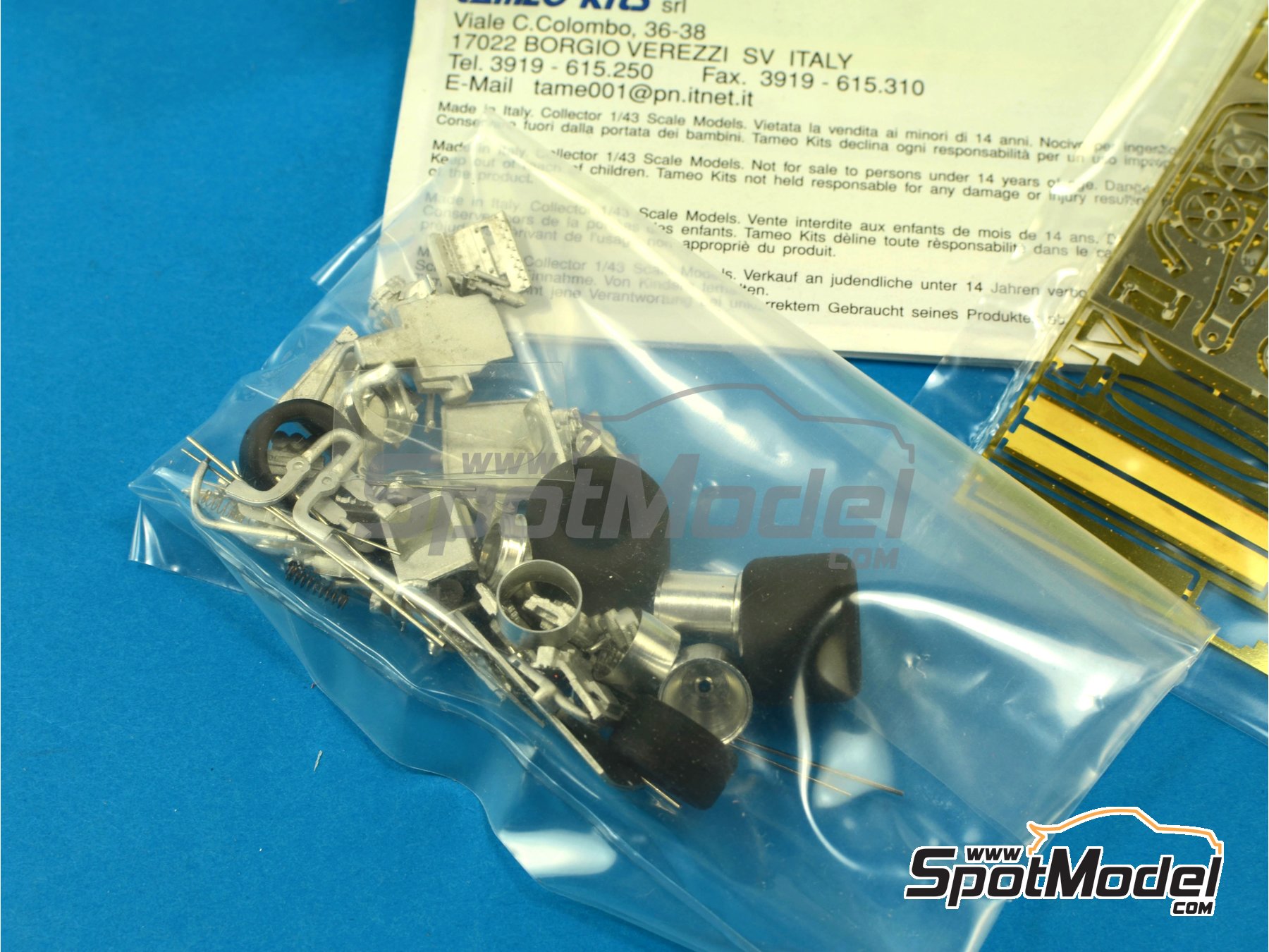 Image 3: March Ford 761 patrocinado por First National City - Gran Premio de Fórmula 1 de Italia 1976 | Maqueta de coche en escala 1/43 fabricado por Tameo Kits (ref. TMK236)