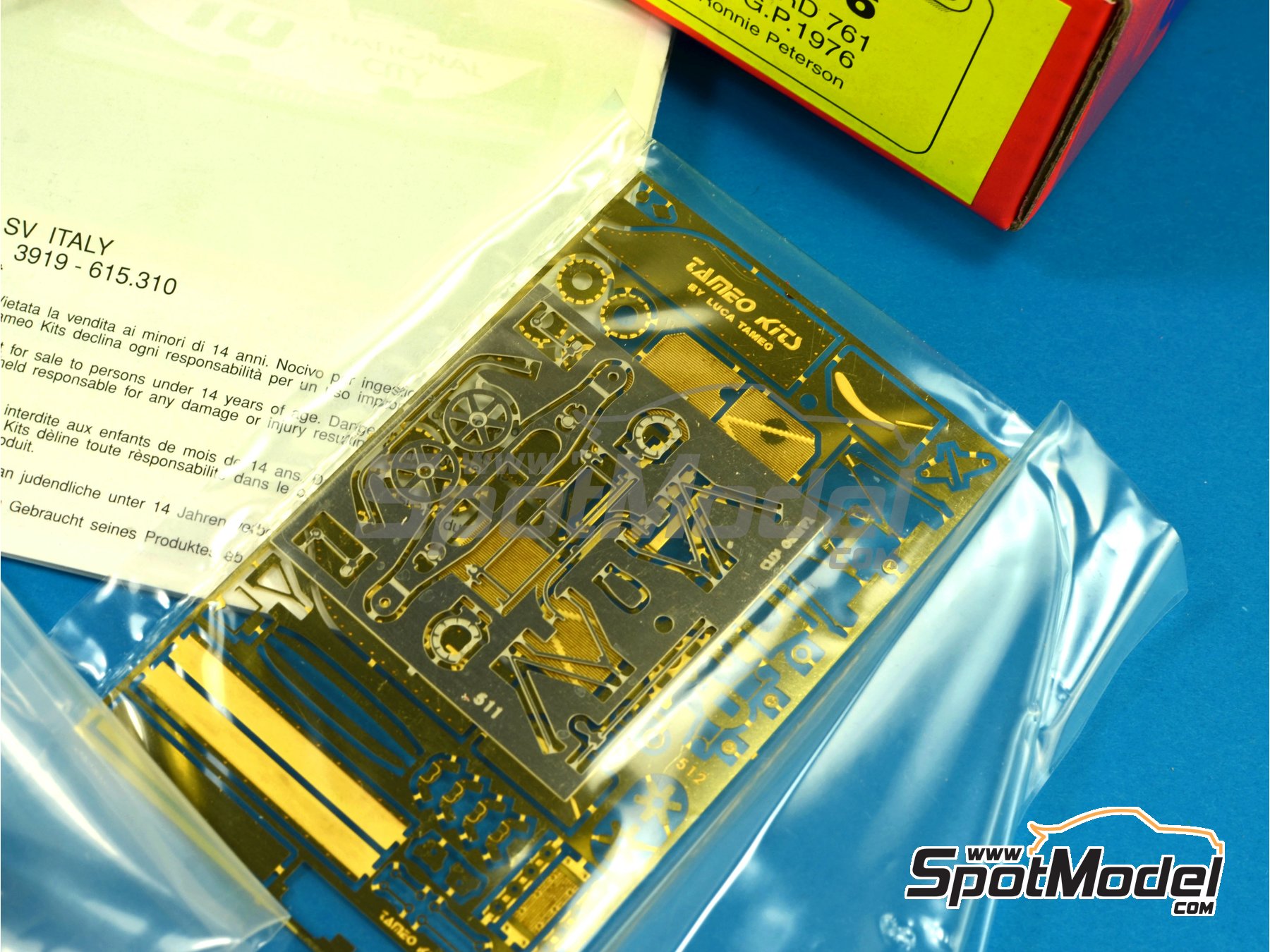 Image 4: March Ford 761 patrocinado por First National City - Gran Premio de Fórmula 1 de Italia 1976 | Maqueta de coche en escala 1/43 fabricado por Tameo Kits (ref. TMK236)