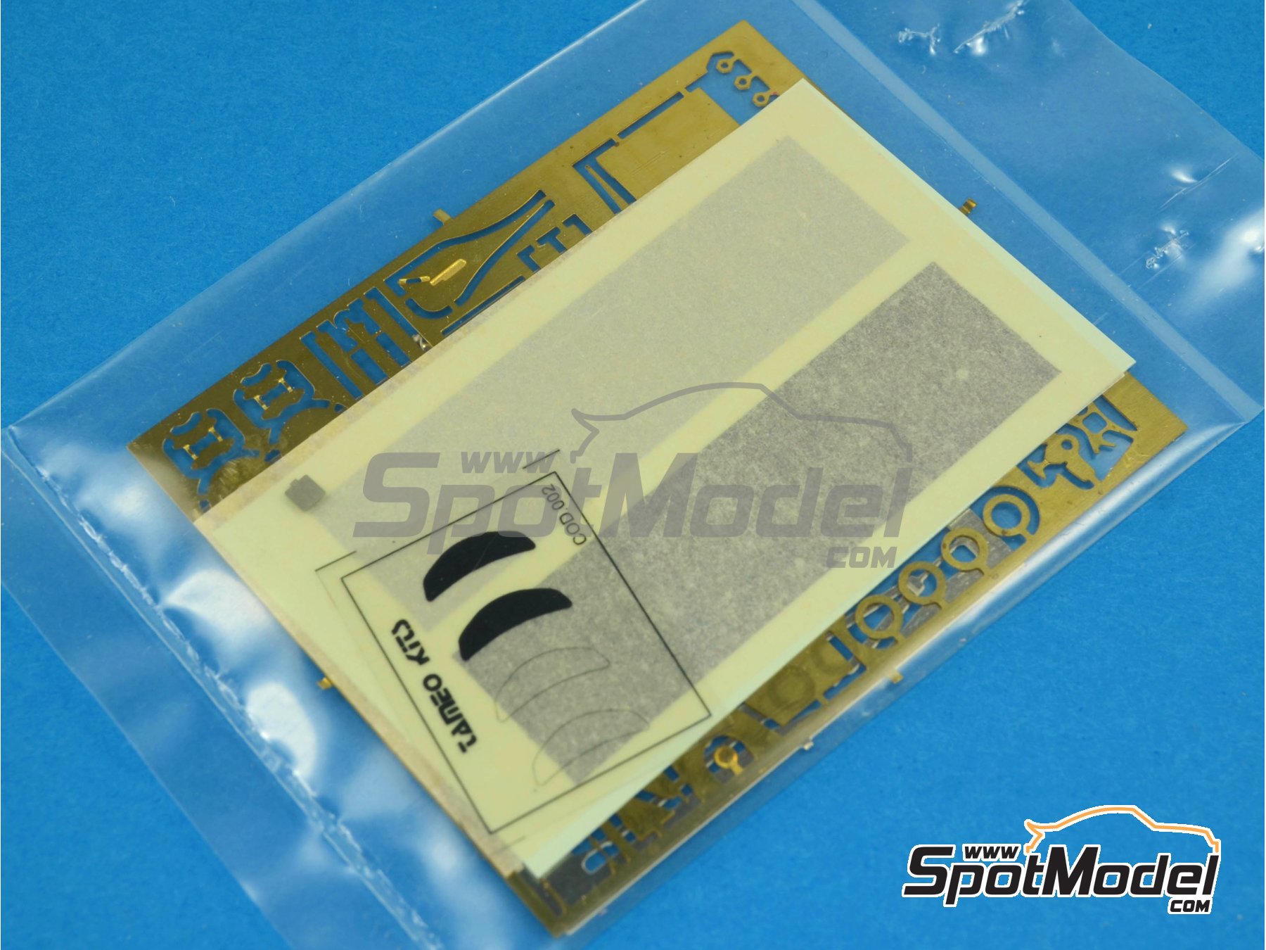 Image 5: McLaren Mercedes MP4/12 Equipo McLaren Racing Limited patrocinado por West - Gran Premio de Fórmula 1 de Australia 1997 | Maqueta de coche en escala 1/43 fabricado por Tameo Kits (ref. TMK238)