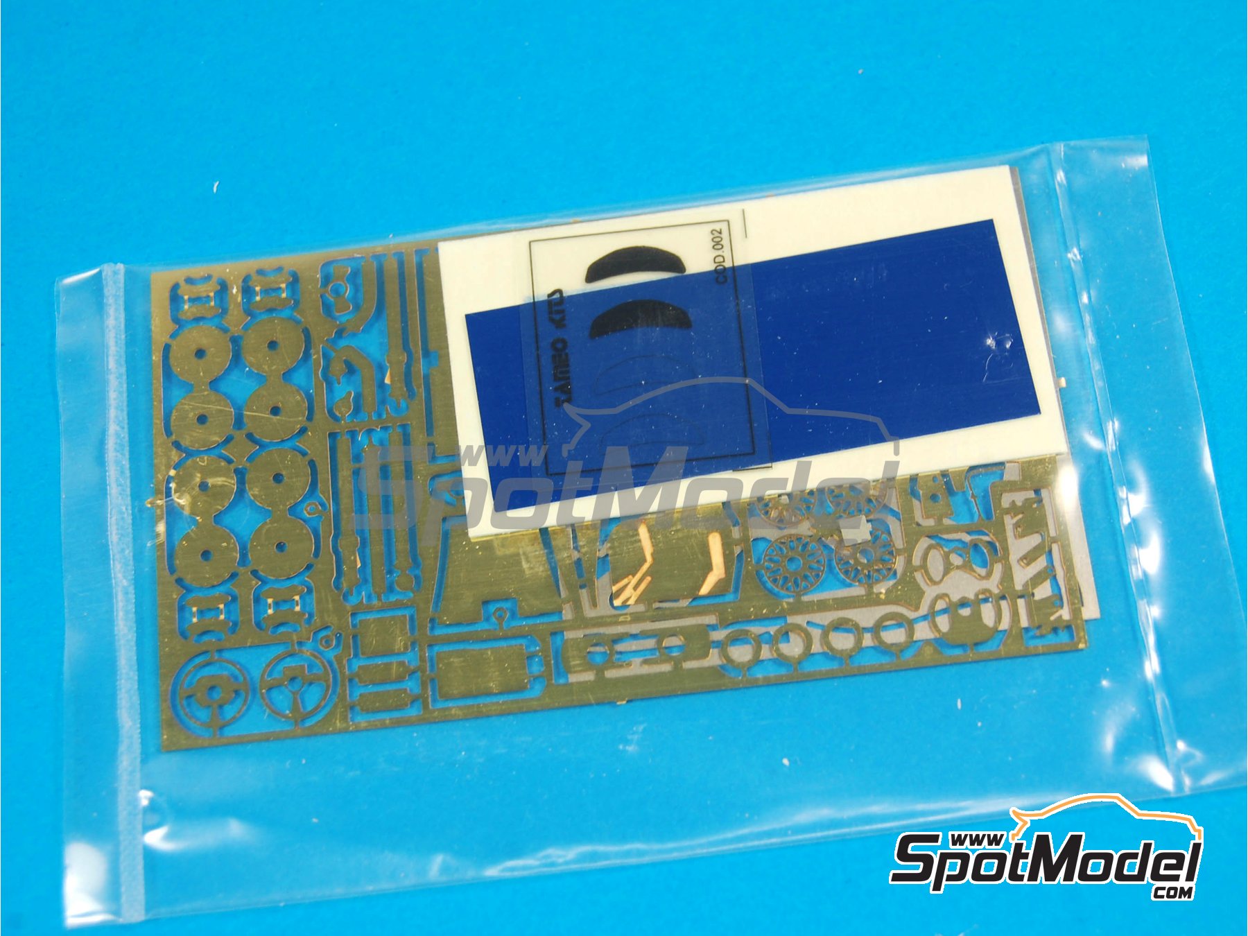 Image 8: Benetton Renault B197 Benetton Formula Ltd Team sponsored by Korean Air - Monaco Formula 1 Grand Prix 1997 | Car scale model kit in 1/43 scale manufactured by Tameo Kits (ref.&nbsp;TMK242)