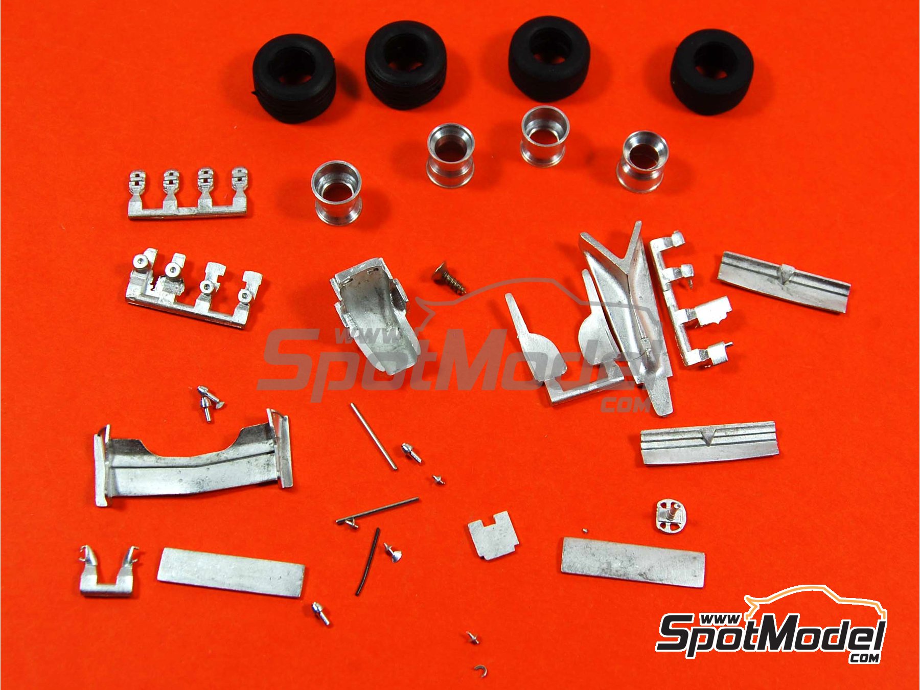 Image 7: Ferrari F399 Equipo Scuderia Ferrari patrocinado por Marlboro - Gran Premio de Formula 1 de M&oacute;naco 1999 | Maqueta de coche en escala&nbsp;1/43 fabricado por Tameo Kits (ref.&nbsp;TMK273)