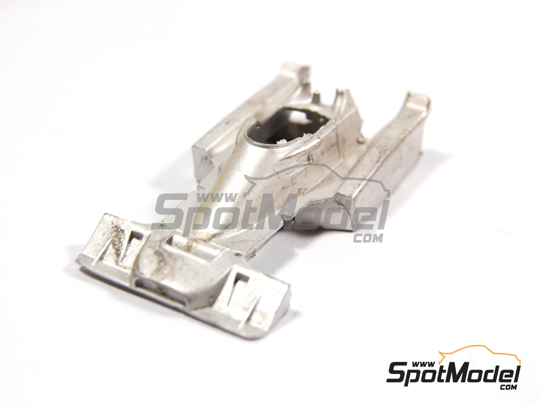 Image 4: Tyrrell Ford P34 Six Wheels seis ruedas Equipo Tyrrell Racing patrocinado por ELF - Gran Premio de Formula 1 de Holanda 1976 | Maqueta de coche en escala&nbsp;1/43 fabricado por Tameo Kits (ref.&nbsp;TMK299)