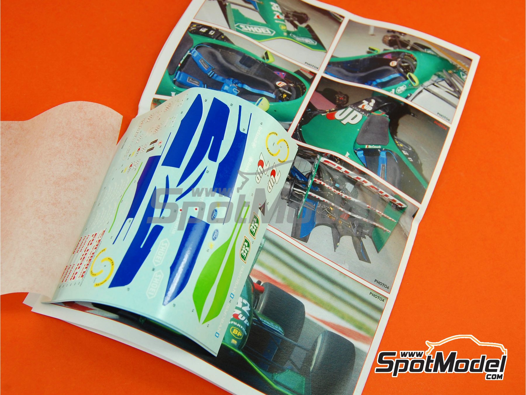 Image 11: Jordan Ford J191 Equipo Jordan Grand Prix patrocinado por Fujifilm 7UP - Gran Premio de F&oacute;rmula 1 de Belgica 1991 | Maqueta de coche en escala&nbsp;1/43 fabricado por Tameo Kits (ref.&nbsp;TMK322)