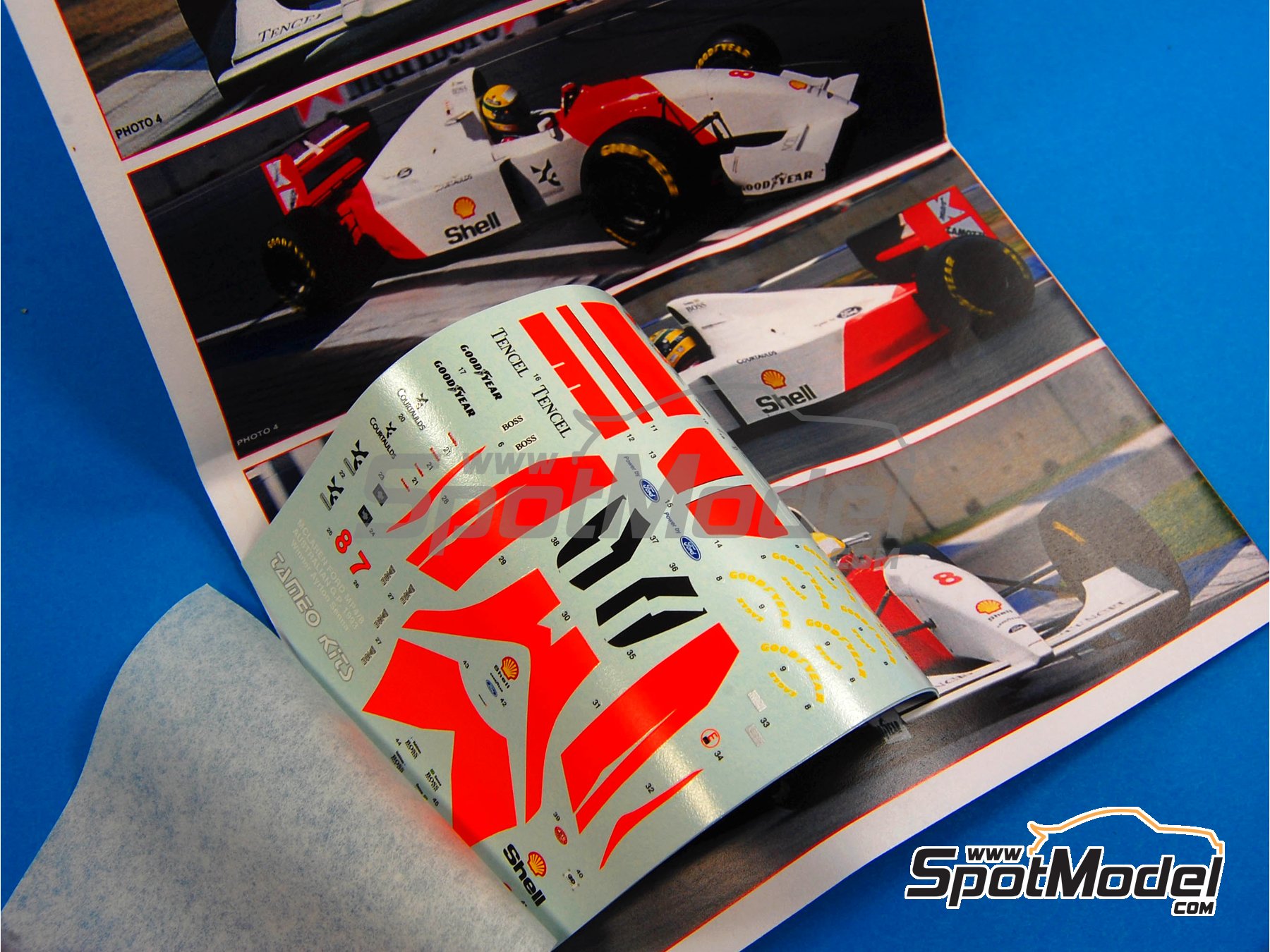 Image 6: McLaren Ford MP4/8 Equipo McLaren Racing Limited patrocinado por Marlboro - Gran Premio de Fórmula 1 de Australia 1993 | Maqueta de coche en escala 1/43 fabricado por Tameo Kits (ref. TMK334)