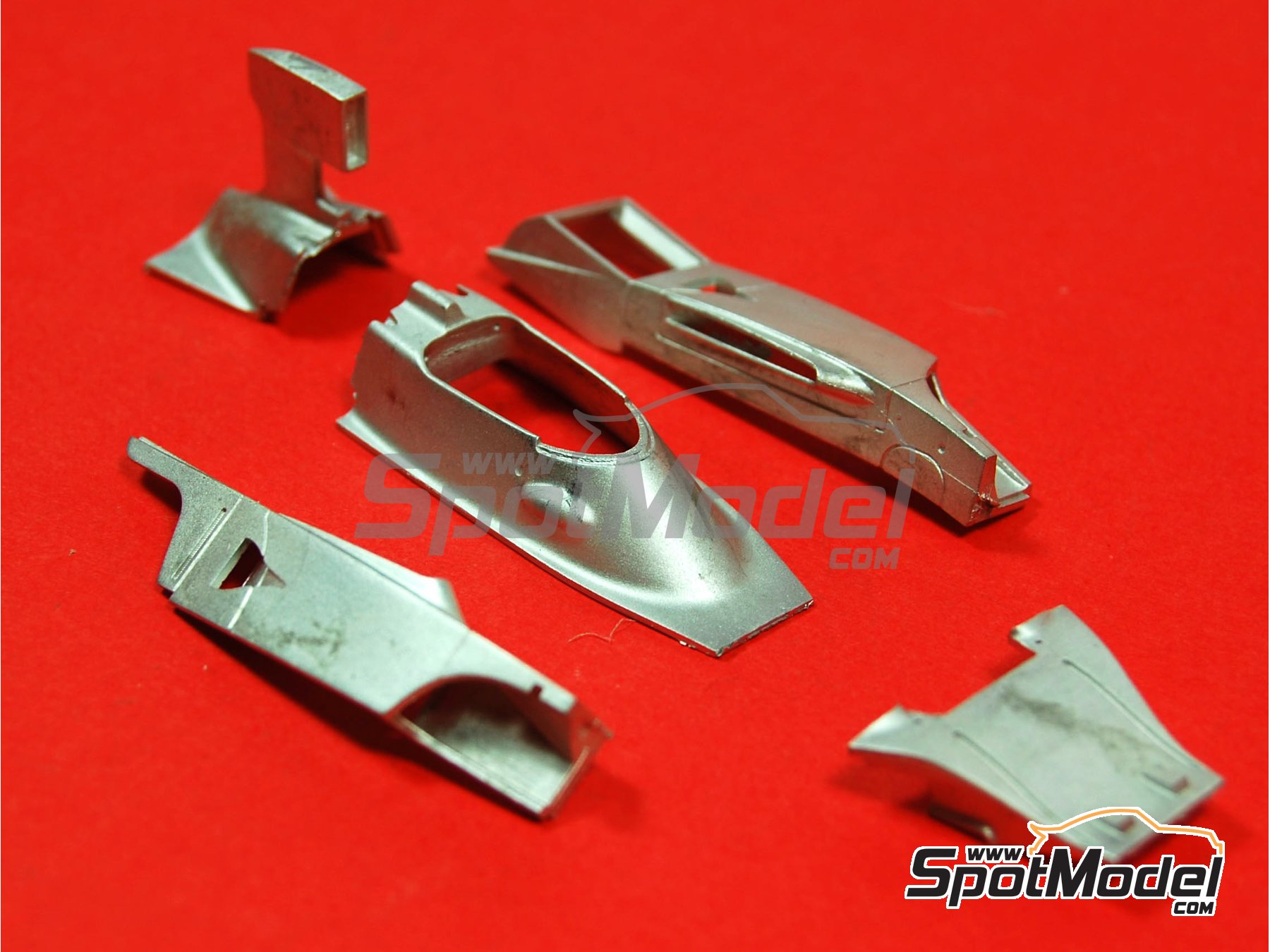 Image 2: Ferrari 312B3 sponsored by Agip - Argentine Formula 1 Grand Prix 1974 | Car scale model kit in 1/43 scale manufactured by Tameo Kits (ref.&nbsp;TMK372)