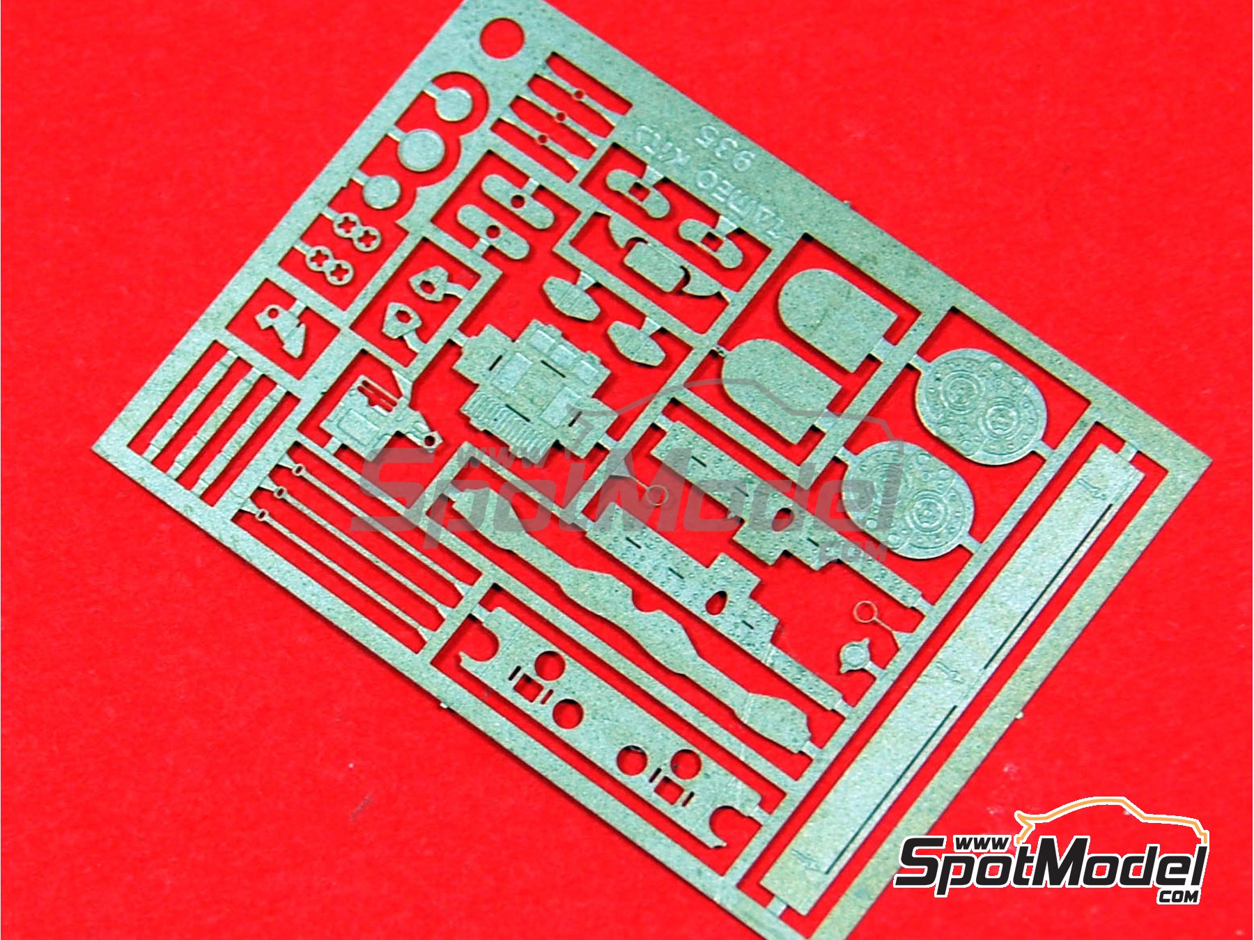 Image 7: Ferrari 312B3 sponsored by Agip - Argentine Formula 1 Grand Prix 1974 | Car scale model kit in 1/43 scale manufactured by Tameo Kits (ref.&nbsp;TMK372)
