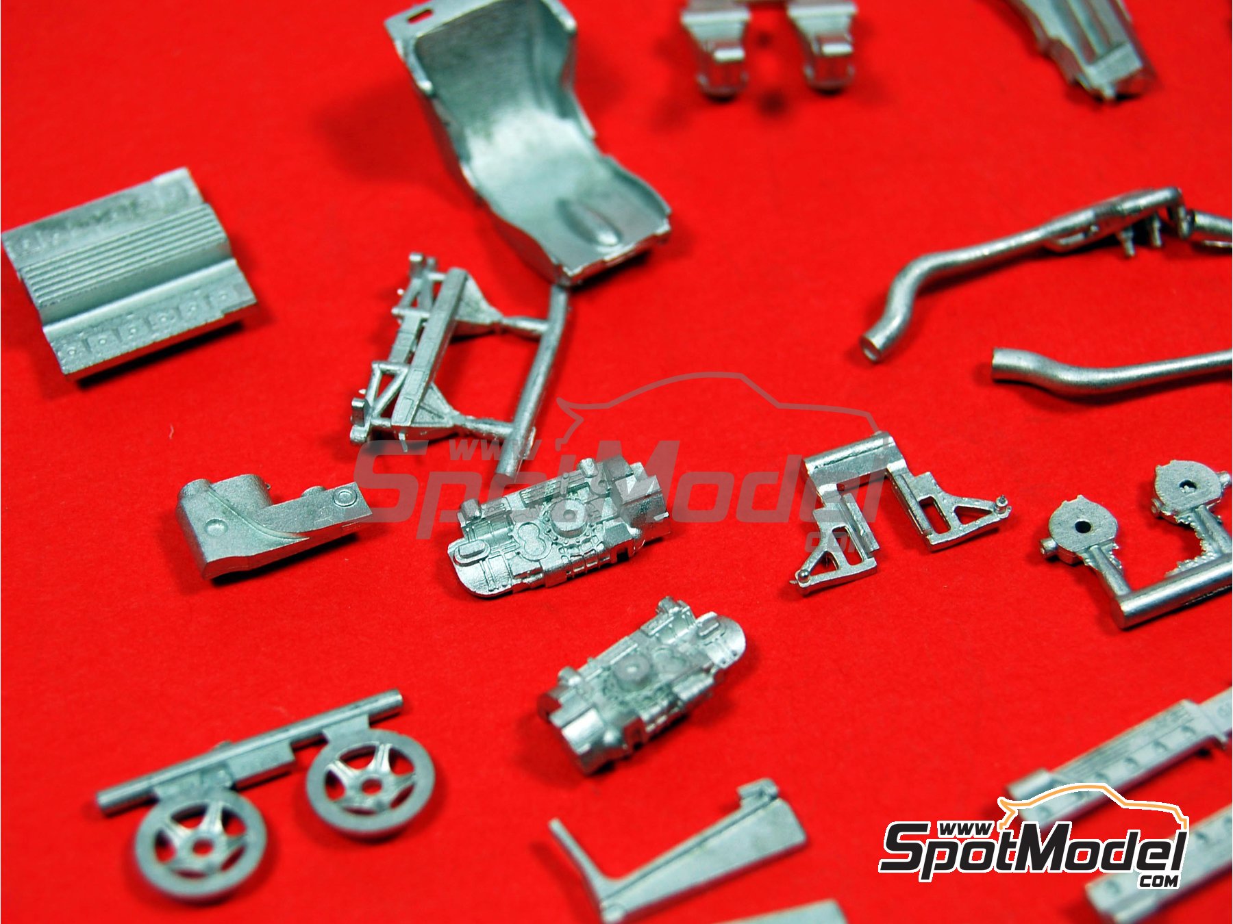 Image 12: Ferrari 312B3 sponsored by Agip - Argentine Formula 1 Grand Prix 1974 | Car scale model kit in 1/43 scale manufactured by Tameo Kits (ref.&nbsp;TMK372)