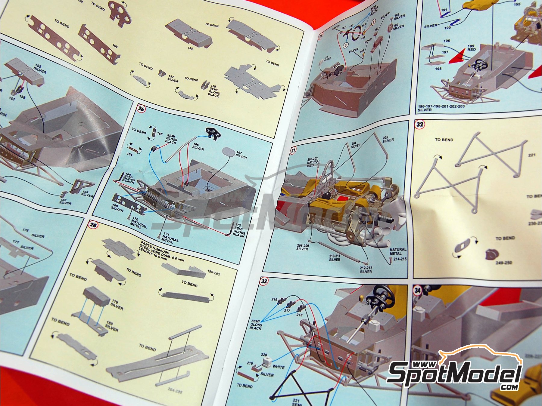 Image 17: Ferrari 312B3 sponsored by Agip - Argentine Formula 1 Grand Prix 1974 | Car scale model kit in 1/43 scale manufactured by Tameo Kits (ref.&nbsp;TMK372)