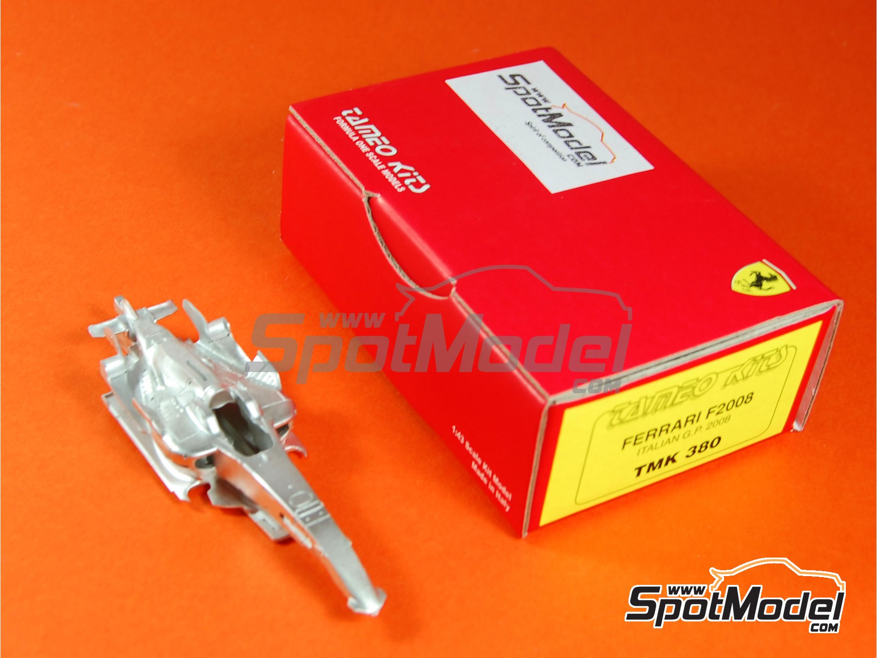 Image 1: Ferrari F2008 Equipo Scuderia Ferrari patrocinado por Shell - Gran Premio de F&oacute;rmula 1 de Italia 2008 | Maqueta de coche en escala&nbsp;1/43 fabricado por Tameo Kits (ref.&nbsp;TMK380)