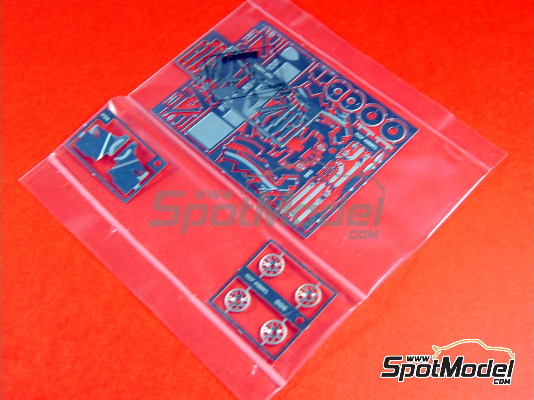 Image 7: Ferrari F2008 Equipo Scuderia Ferrari patrocinado por Shell - Gran Premio de F&oacute;rmula 1 de Italia 2008 | Maqueta de coche en escala&nbsp;1/43 fabricado por Tameo Kits (ref.&nbsp;TMK380)