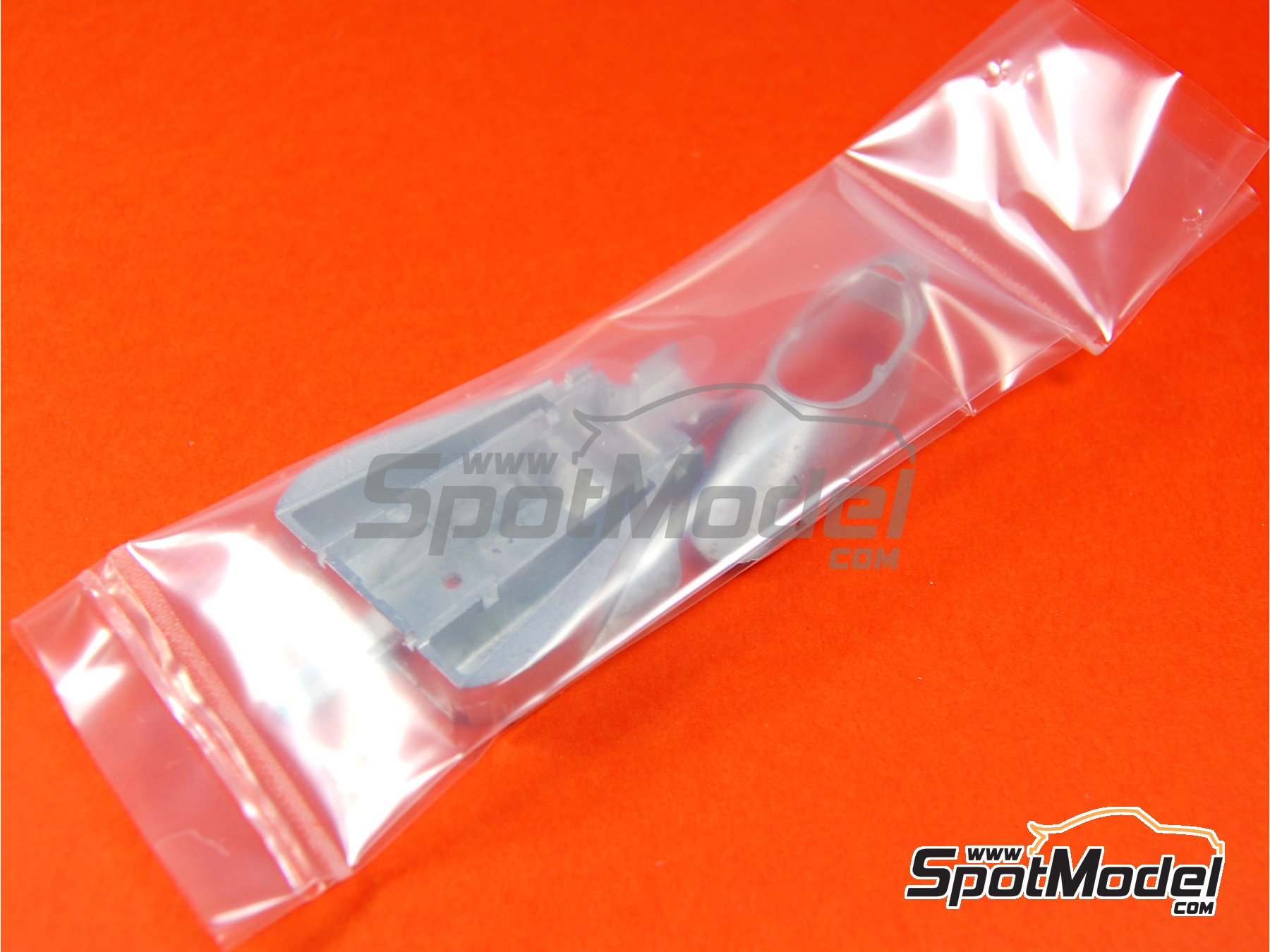 Image 18: Renault RS01 Turbo Equipo Renault F1 patrocinado por ELF - Gran Premio de F&oacute;rmula 1 de Inglaterra 1977 | Maqueta de coche en escala&nbsp;1/43 fabricado por Tameo Kits (ref.&nbsp;TMK381)