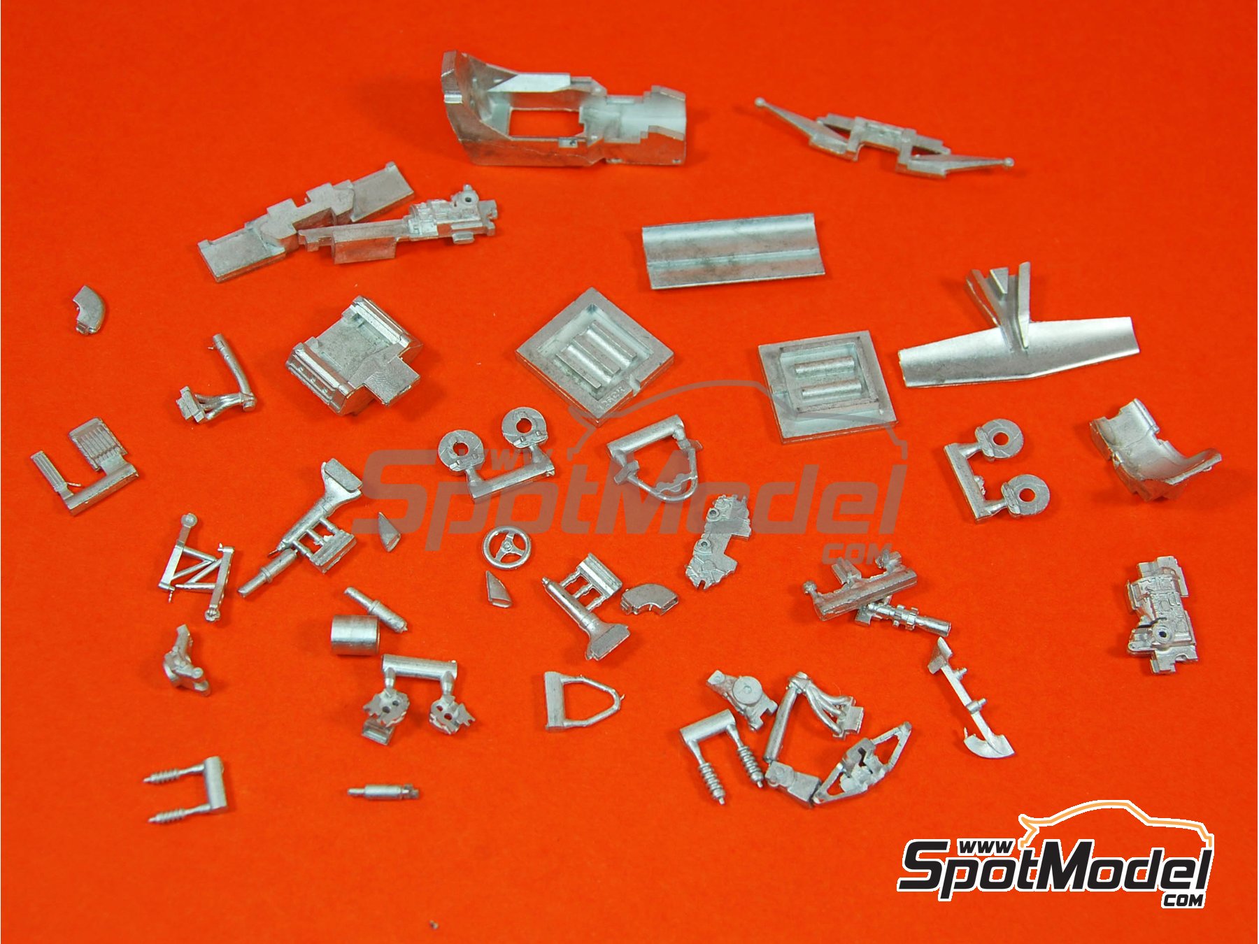 Image 6: Ferrari 126CK Equipo Scuderia Ferrari patrocinado por Fiat - Gran Premio de Formula 1 de Mónaco 1981 | Maqueta de coche en escala 1/43 fabricado por Tameo Kits (ref. TMK391)