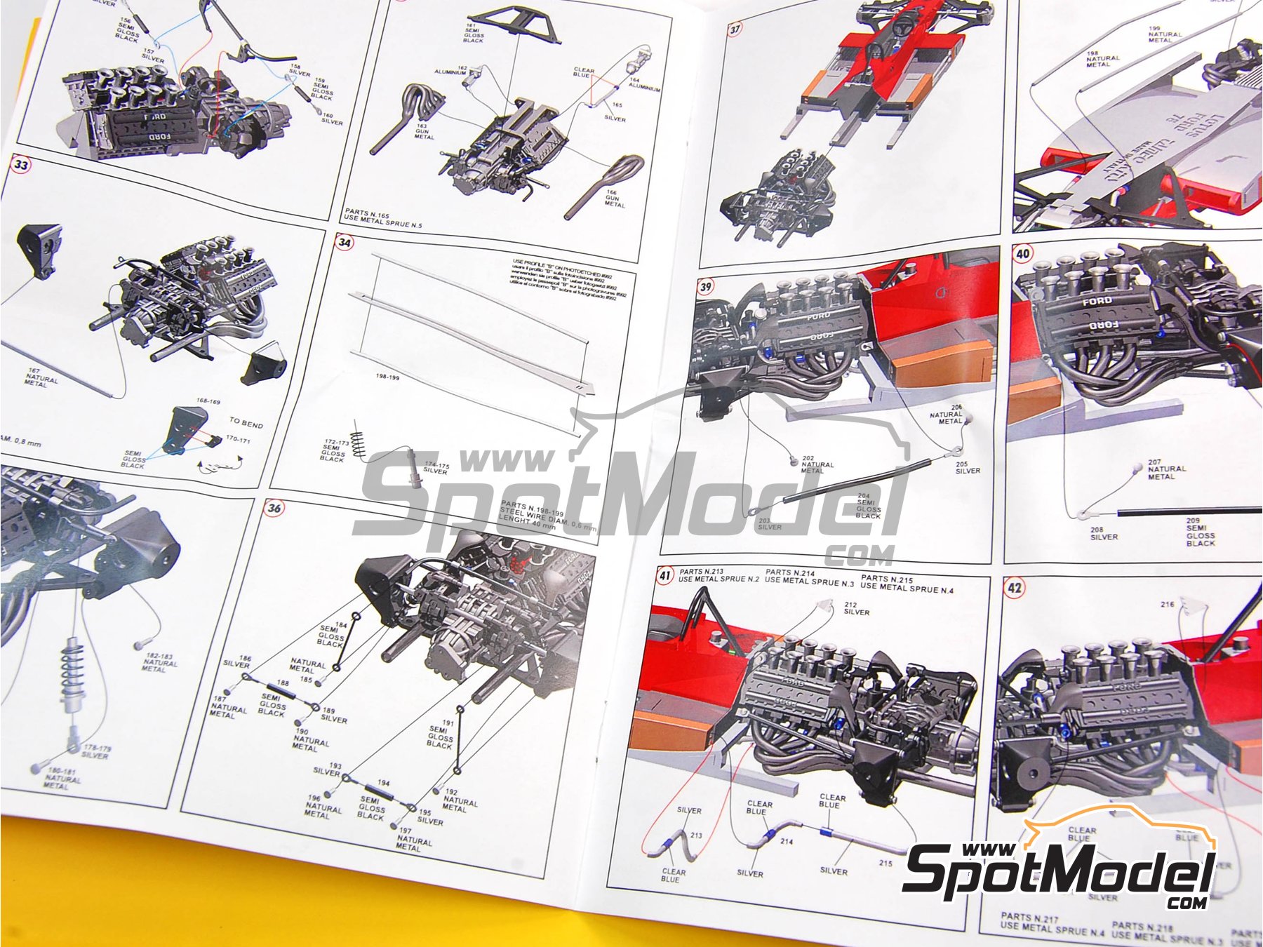 Image 5: Lotus Ford Type 78 Equipo Lotus patrocinado por Imperial International - Gran Premio de F&oacute;rmula 1 de Jap&oacute;n 1977 | Maqueta de coche en escala&nbsp;1/43 fabricado por Tameo Kits (ref.&nbsp;TMK403)