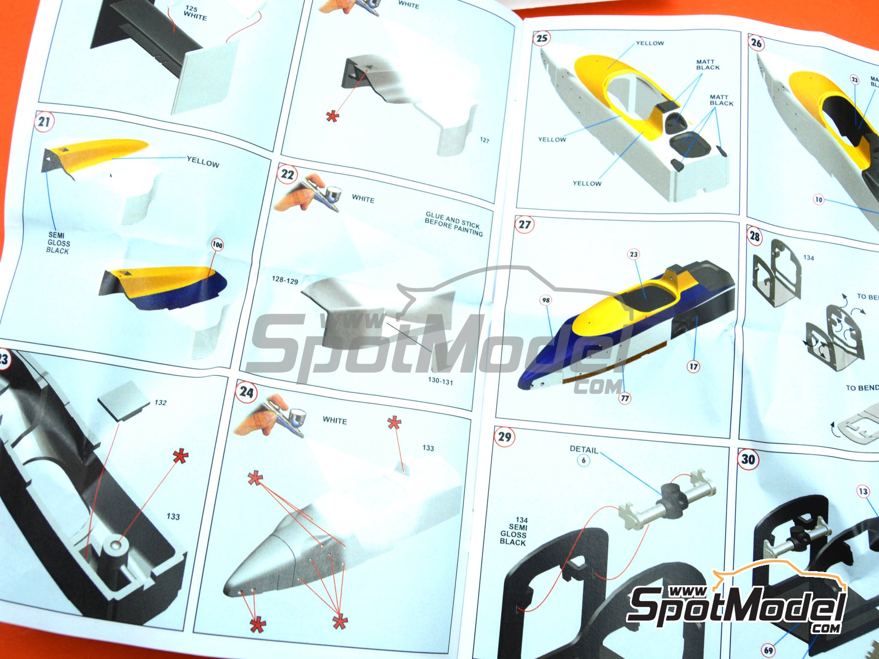 Image 8: Williams Honda FW11B Williams Grand Prix Engineering Team sponsored by Canon Mobil1 - British Formula 1 Grand Prix 1987 | Car scale model kit in 1/43 scale manufactured by Tameo Kits (ref.&nbsp;TMK438)
