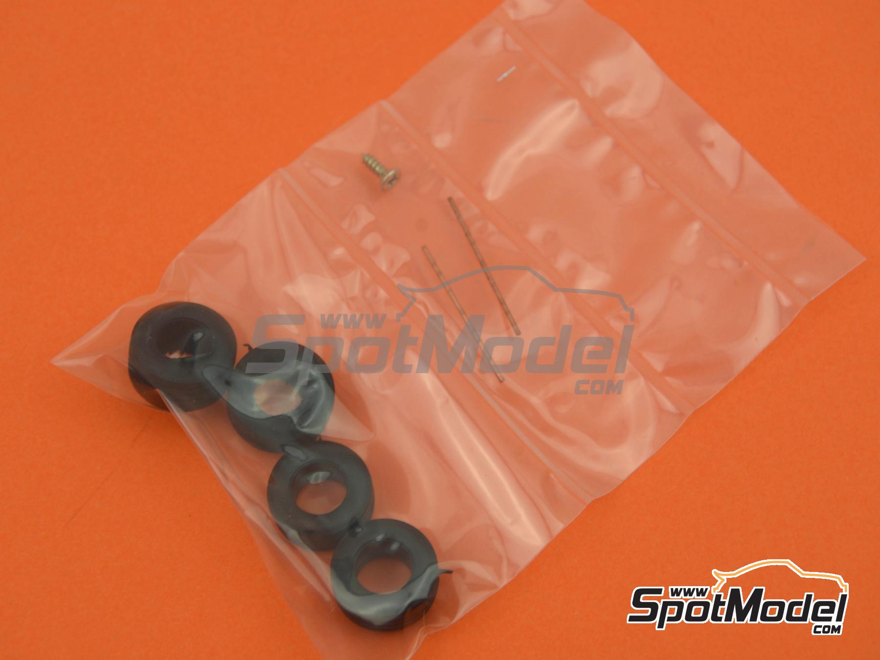 Image 1: Ferrari F300 Equipo Scuderia Ferrari - Gran Premio de F&oacute;rmula 1 de San Marino 1998 | Maqueta de coche en escala&nbsp;1/43 fabricado por Tameo Kits (ref.&nbsp;TMK444)