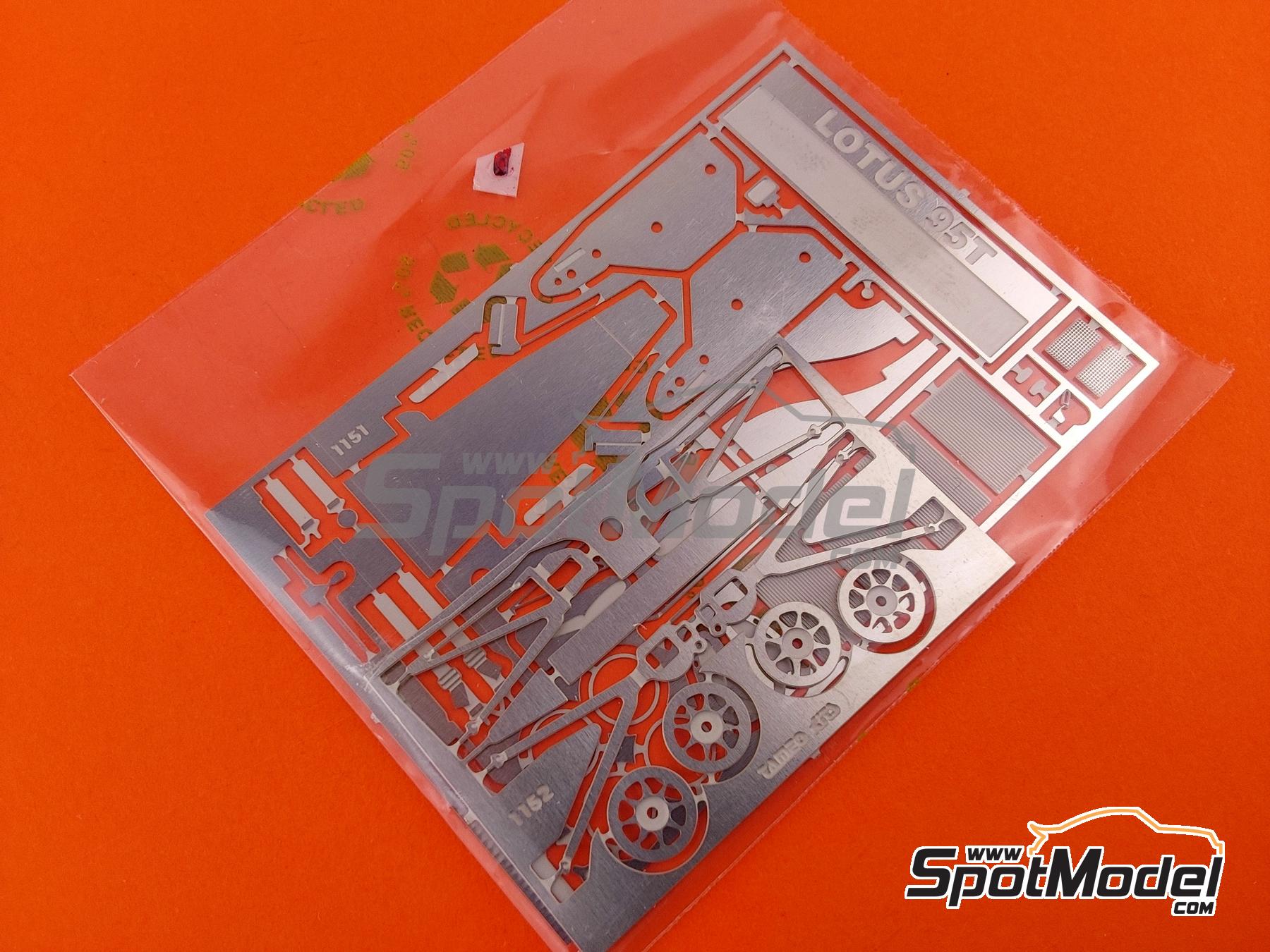 Image 5: Lotus Renault 95T Lotus Team sponsored by John Player Special - Dutch Formula 1 Grand Prix 1984 | Car scale model kit in 1/43 scale manufactured by Tameo Kits (ref.&nbsp;TMK446)