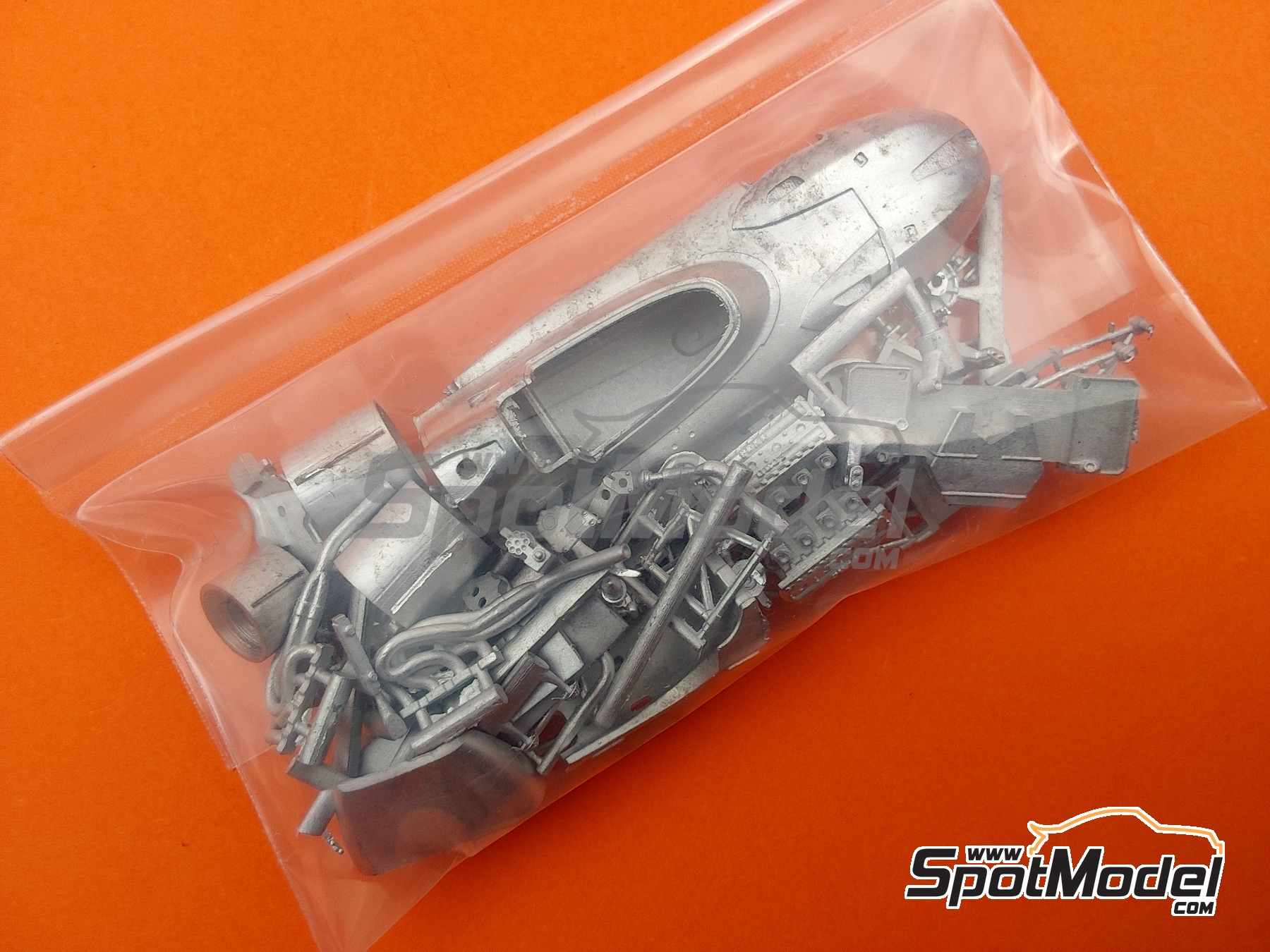 Image 7: March Ford 711 Equipo March Racing patrocinado por STP - Gran Premio de Formula 1 de M&oacute;naco 1971 | Maqueta de coche en escala&nbsp;1/43 fabricado por Tameo Kits (ref.&nbsp;TMK448)