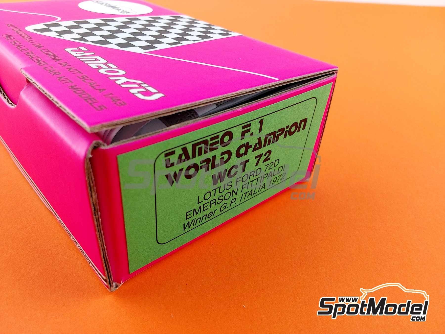 Image 2: Lotus Ford type 72D Equipo Lotus patrocinado por John Player Special - Gran Premio de F&oacute;rmula 1 de Italia 1972 | Maqueta de coche en escala&nbsp;1/43 fabricado por Tameo Kits (ref.&nbsp;WCT072)