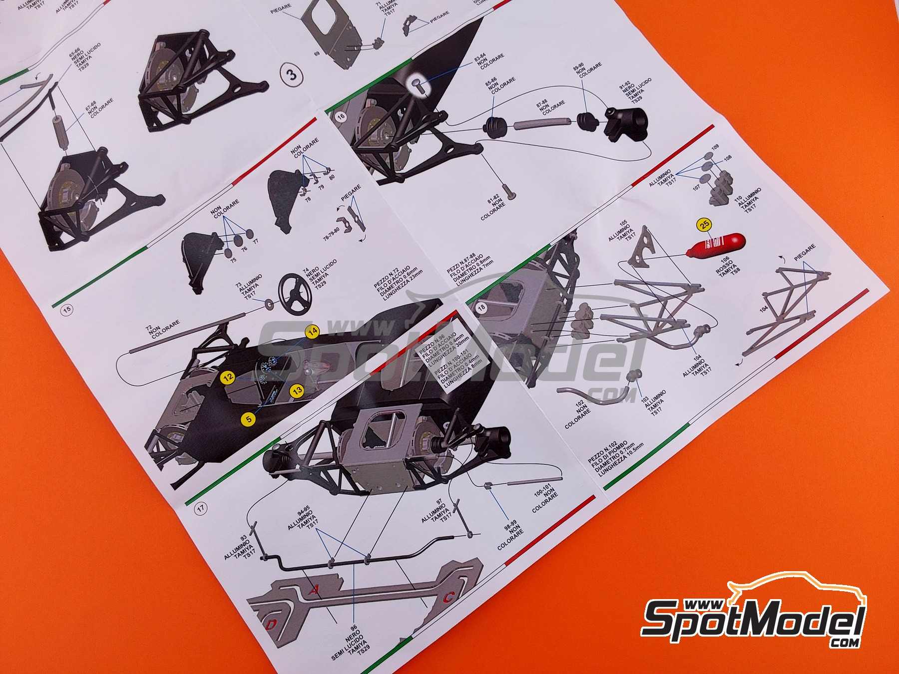 Image 10: Lotus Ford type 72D Equipo Lotus patrocinado por John Player Special - Gran Premio de F&oacute;rmula 1 de Italia 1972 | Maqueta de coche en escala&nbsp;1/43 fabricado por Tameo Kits (ref.&nbsp;WCT072)