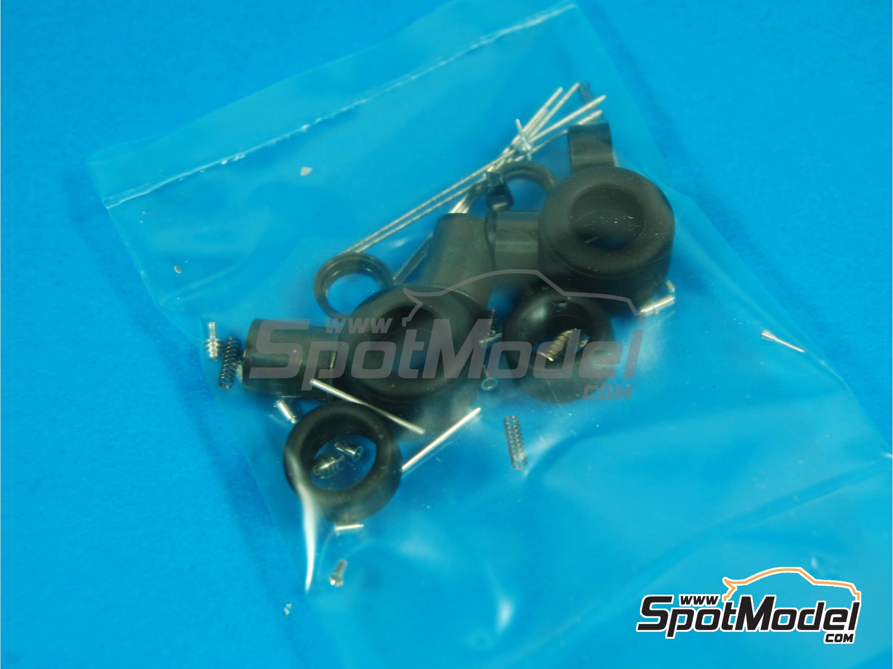 Image 8: Tyrrell Ford 006 Equipo Tyrrell Racing patrocinado por ELF - Gran Premio de F&oacute;rmula 1 de Italia 1973 | Maqueta de coche en escala&nbsp;1/43 fabricado por Tameo Kits (ref.&nbsp;WCT073)