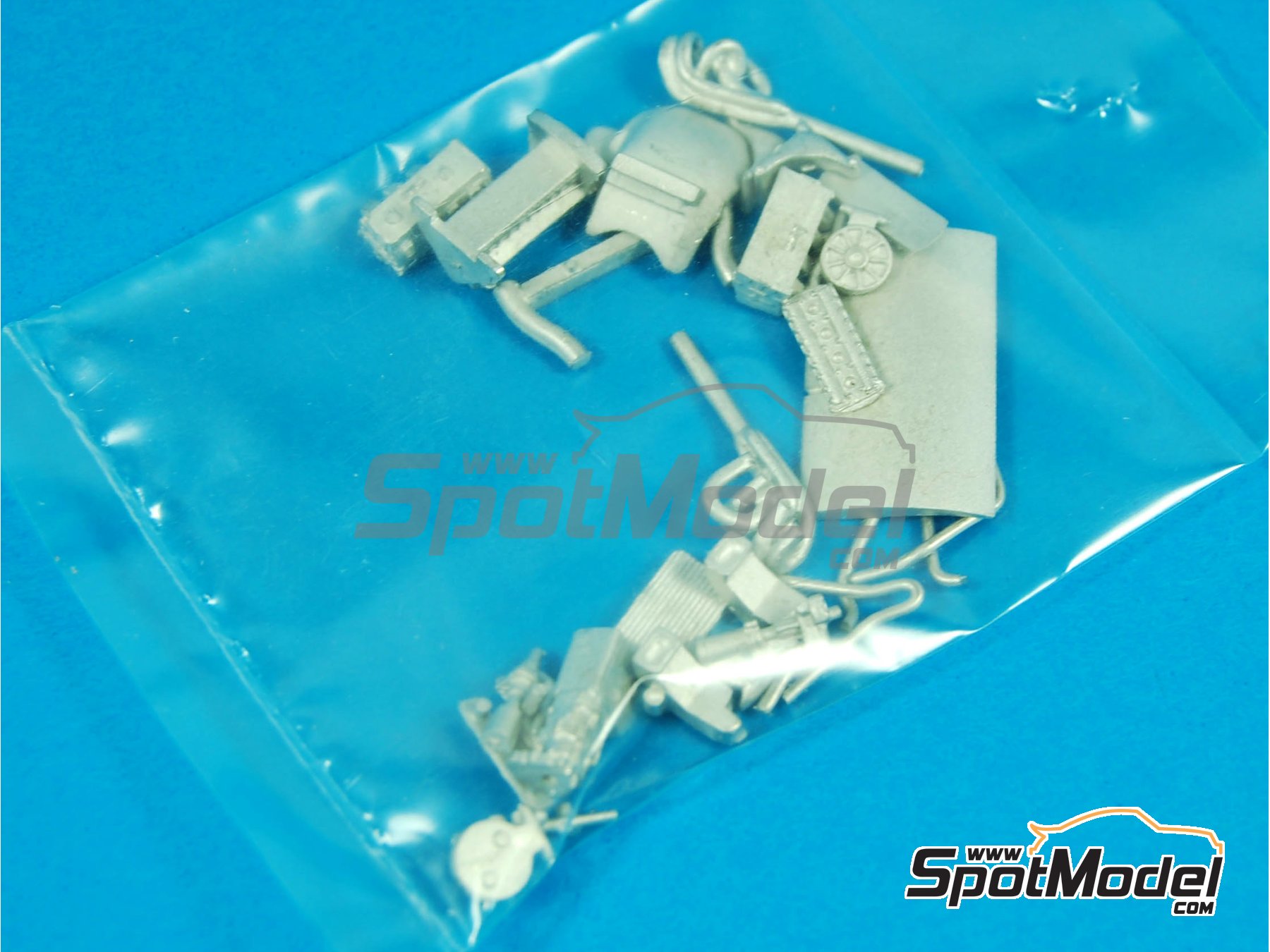 Image 9: Tyrrell Ford 006 Equipo Tyrrell Racing patrocinado por ELF - Gran Premio de F&oacute;rmula 1 de Italia 1973 | Maqueta de coche en escala&nbsp;1/43 fabricado por Tameo Kits (ref.&nbsp;WCT073)