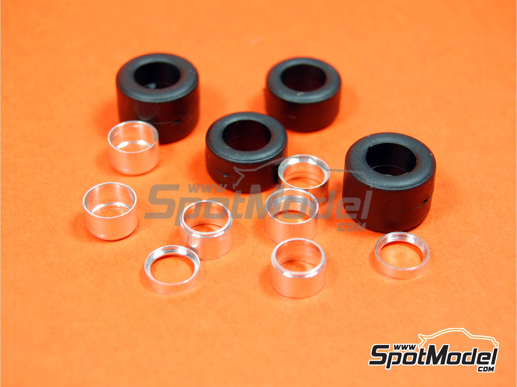 Image 19: McLaren Honda MP4/4 Equipo McLaren Racing Limited patrocinado por Marlboro - Gran Premio de F&oacute;rmula 1 de Jap&oacute;n 1988 | Maqueta de coche en escala&nbsp;1/43 fabricado por Tameo Kits (ref.&nbsp;WCT088)