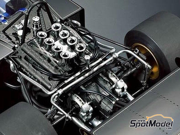 Image 3: Lotus Ford Type 72D John Player Team Lotus Team - British Formula 1 Grand Prix, Italian Formula 1 Grand Prix 1972 | Car scale model kit in 1/12 scale manufactured by Tamiya (ref. TAM12046, also 4950344120468 and 12046)