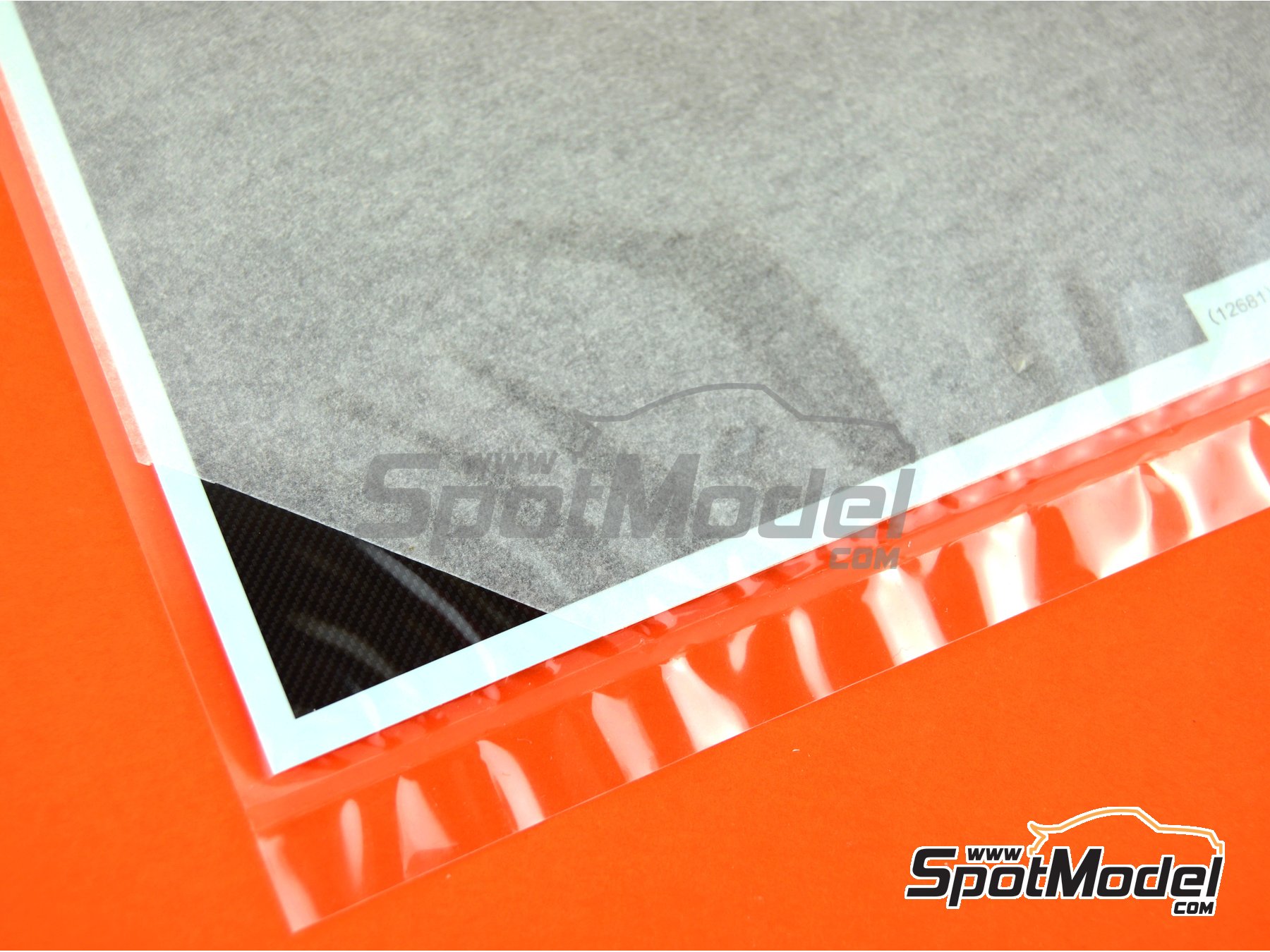 Image 2: Twill weave fine carbon pattern | Carbon fiber decal manufactured by Tamiya (ref.&nbsp;TAM12681, also 4950344126811 and 12681)