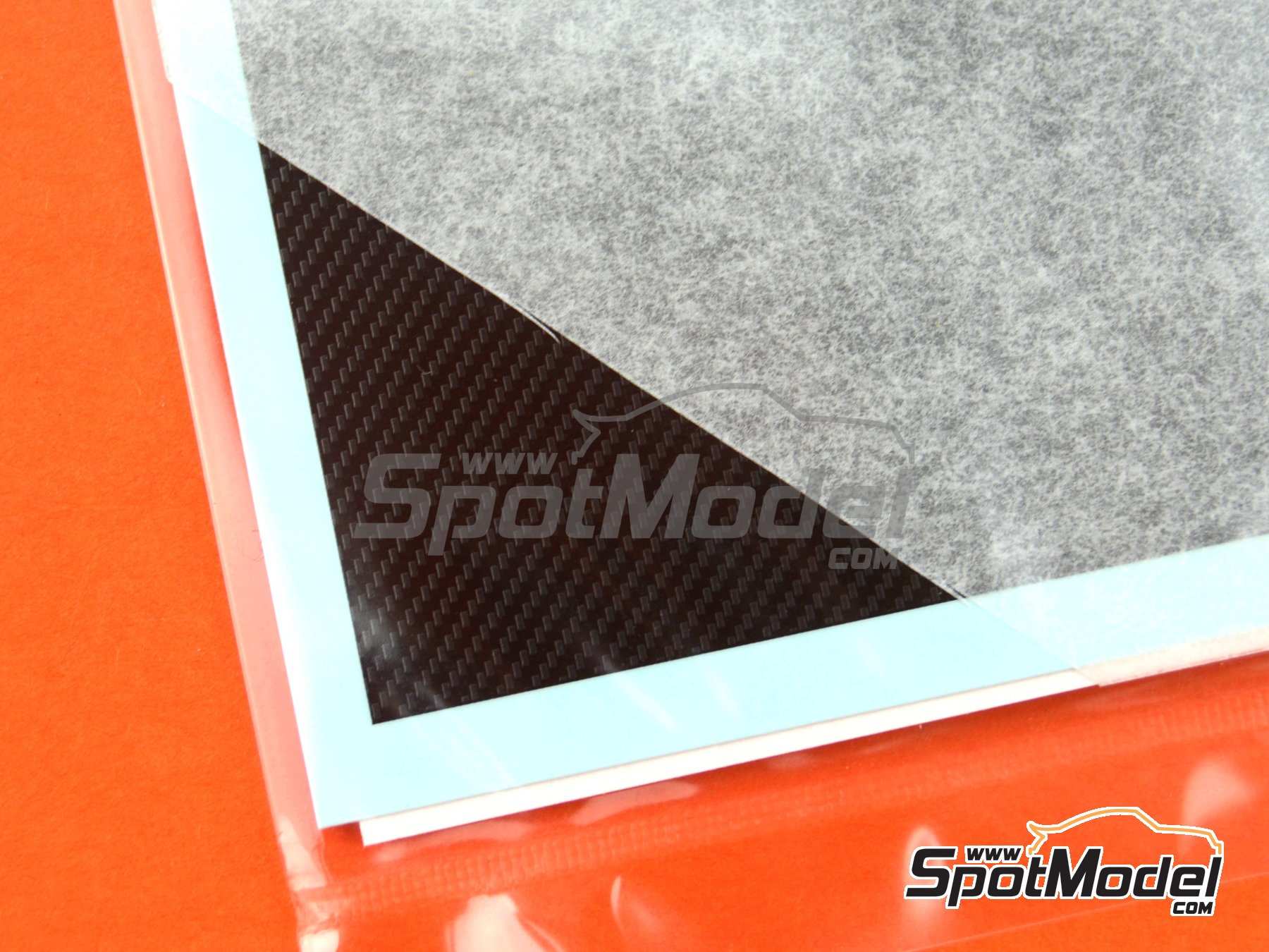 Image 5: Twill weave fine carbon pattern | Carbon fiber decal manufactured by Tamiya (ref.&nbsp;TAM12681, also 4950344126811 and 12681)