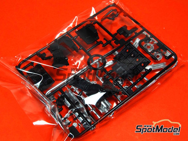 Tamiya 14084: Motorbike scale model kit 1/12 scale - Kawasaki
