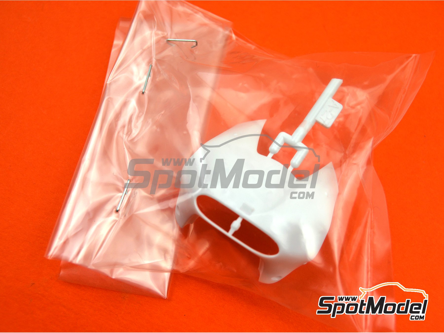 Image 1: Honda RC213V: Front cowl (A27) | Spare part in 1/12 scale manufactured by Tamiya (ref.&nbsp;TAM14130-SPRUE-A27, also 14130-SPRUE-A27)