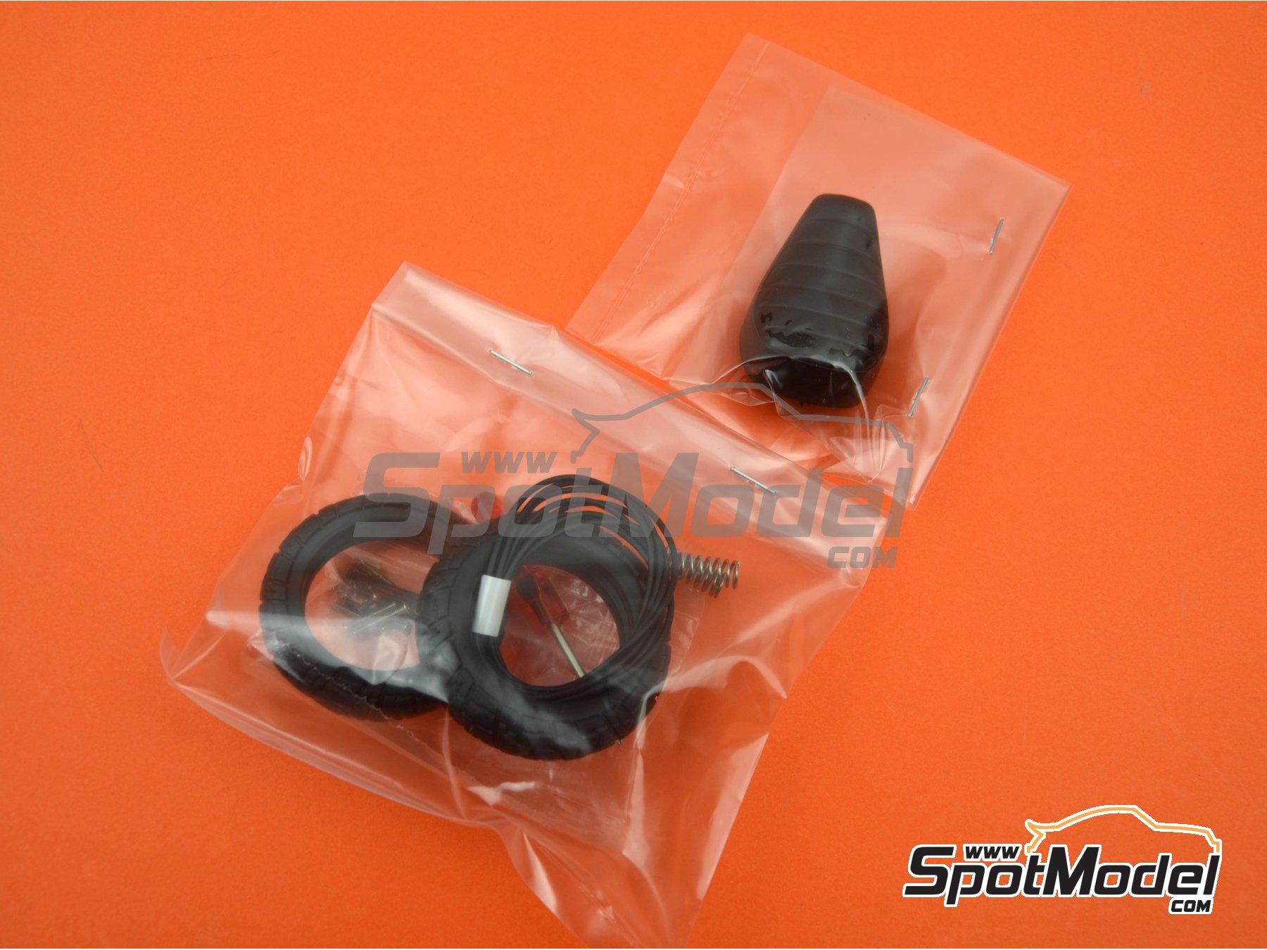 Image 10: Honda Monkey 125 | Motorbike scale model kit in 1/12 scale manufactured by Tamiya (ref.&nbsp;TAM14134, also 4950344141340 and 14134)