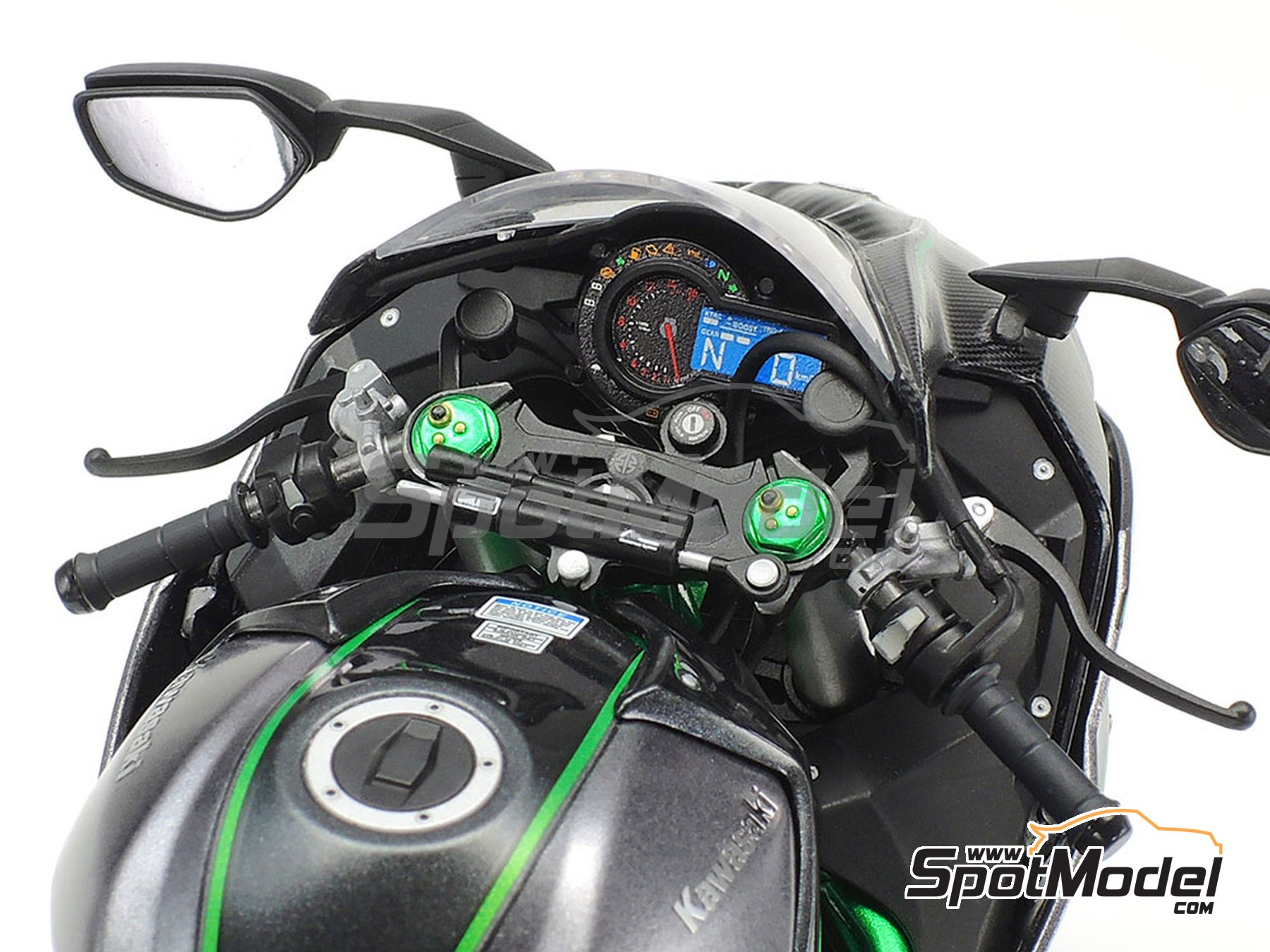 Image 16: Kawasaki Ninja H2 Carbon | Motorbike scale model kit in 1/12 scale manufactured by Tamiya (ref.&nbsp;TAM14136, also 4950344141364 and 14136)