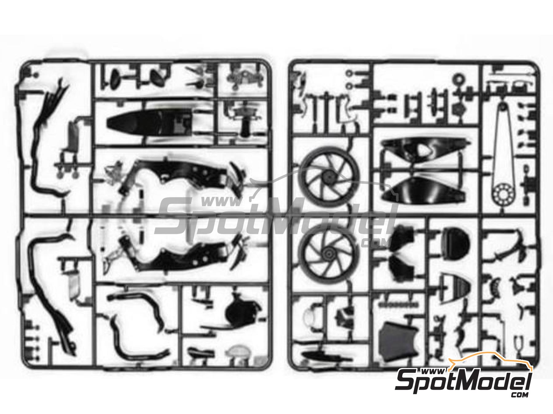 Image 6: Suzuki GSX-RR Suzuki Ecstar Team - Motorcycle World Championship 2020 | Motorbike scale model kit in 1/12 scale manufactured by Tamiya (ref.&nbsp;TAM14139, also 4950344141395 and 14139)