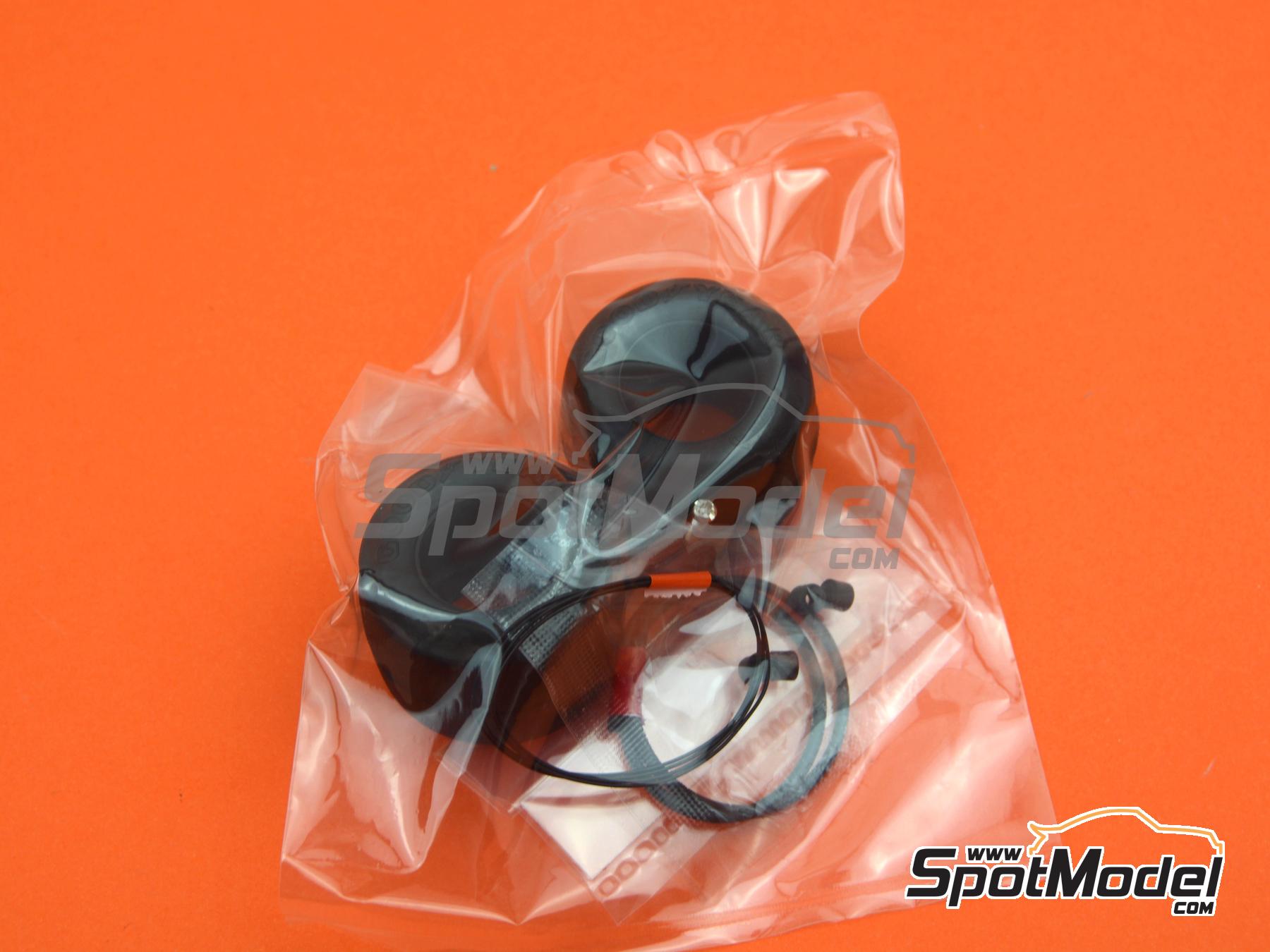 Image 11: Tyrrell Ford P34 Six Wheels Tyrrell Racing Team sponsored by ELF - Japanese Formula 1 Grand Prix 1976 | Car scale model kit in 1/20 scale manufactured by Tamiya (ref.&nbsp;TAM20058, also 4950344963942 and 20058)