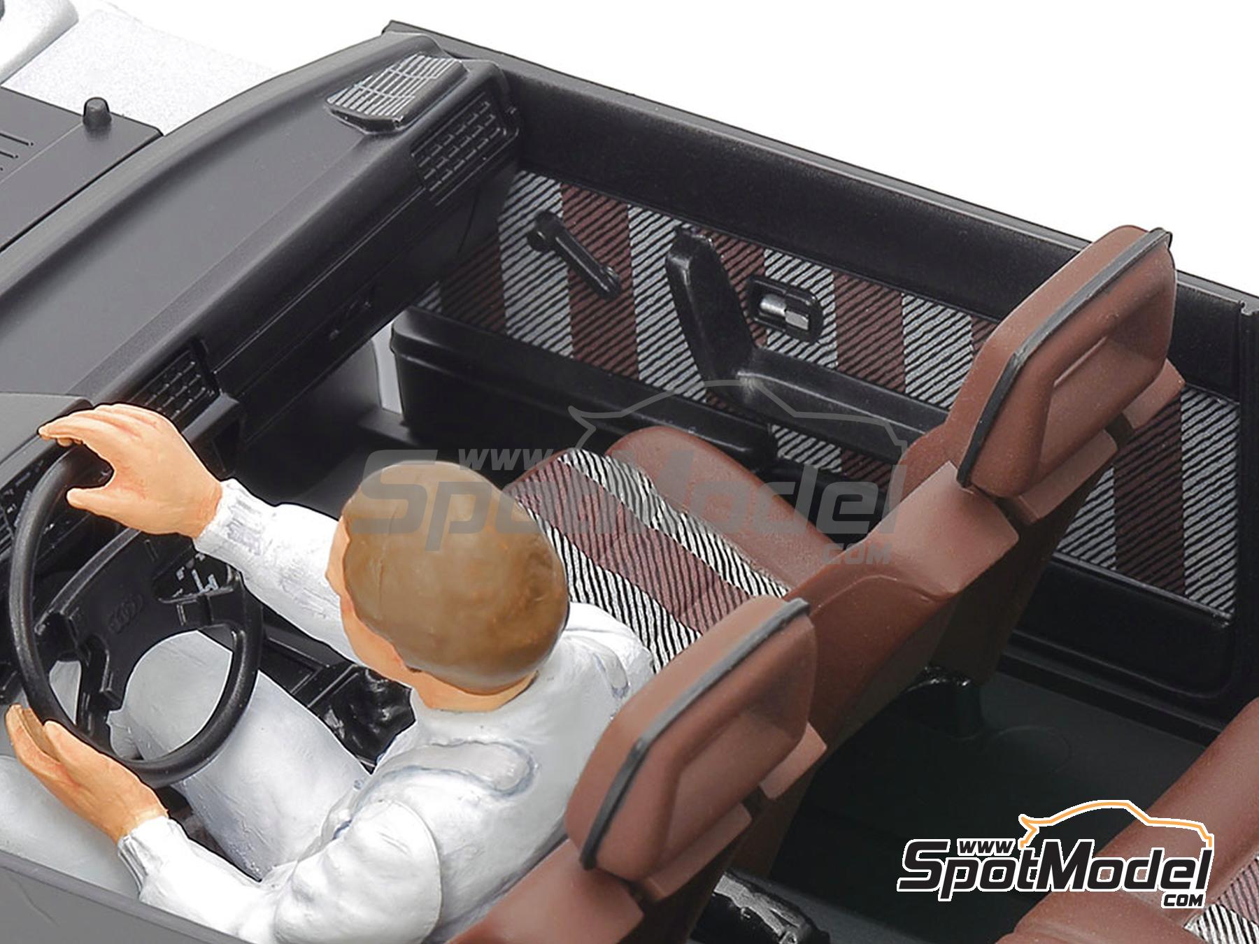 Image 20: Audi Quattro -  1980 | Car scale model kit in 1/24 scale manufactured by Tamiya (ref. TAM24031, also 4950344240319 and 24031)