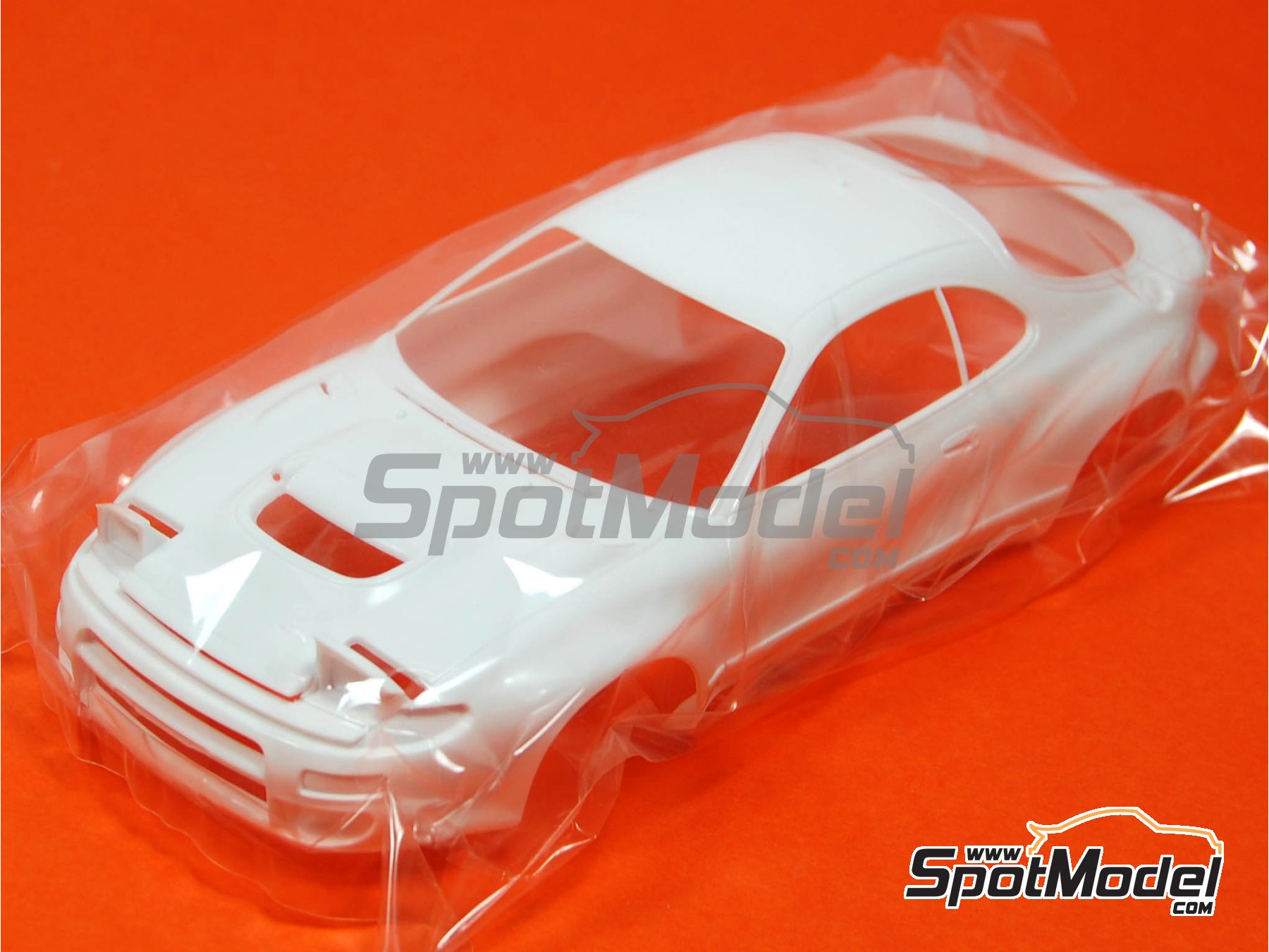 Image 6: Toyota Celica GT-Four (ST185) Equipo Toyota Team Europe patrocinado por Castrol - Rally de Monte Carlo - Rallye Automobile de Monte-Carlo 1993 | Maqueta de coche en escala 1/24 fabricado por Tamiya (ref. TAM24125, tambien 4950344993130 y 24125)