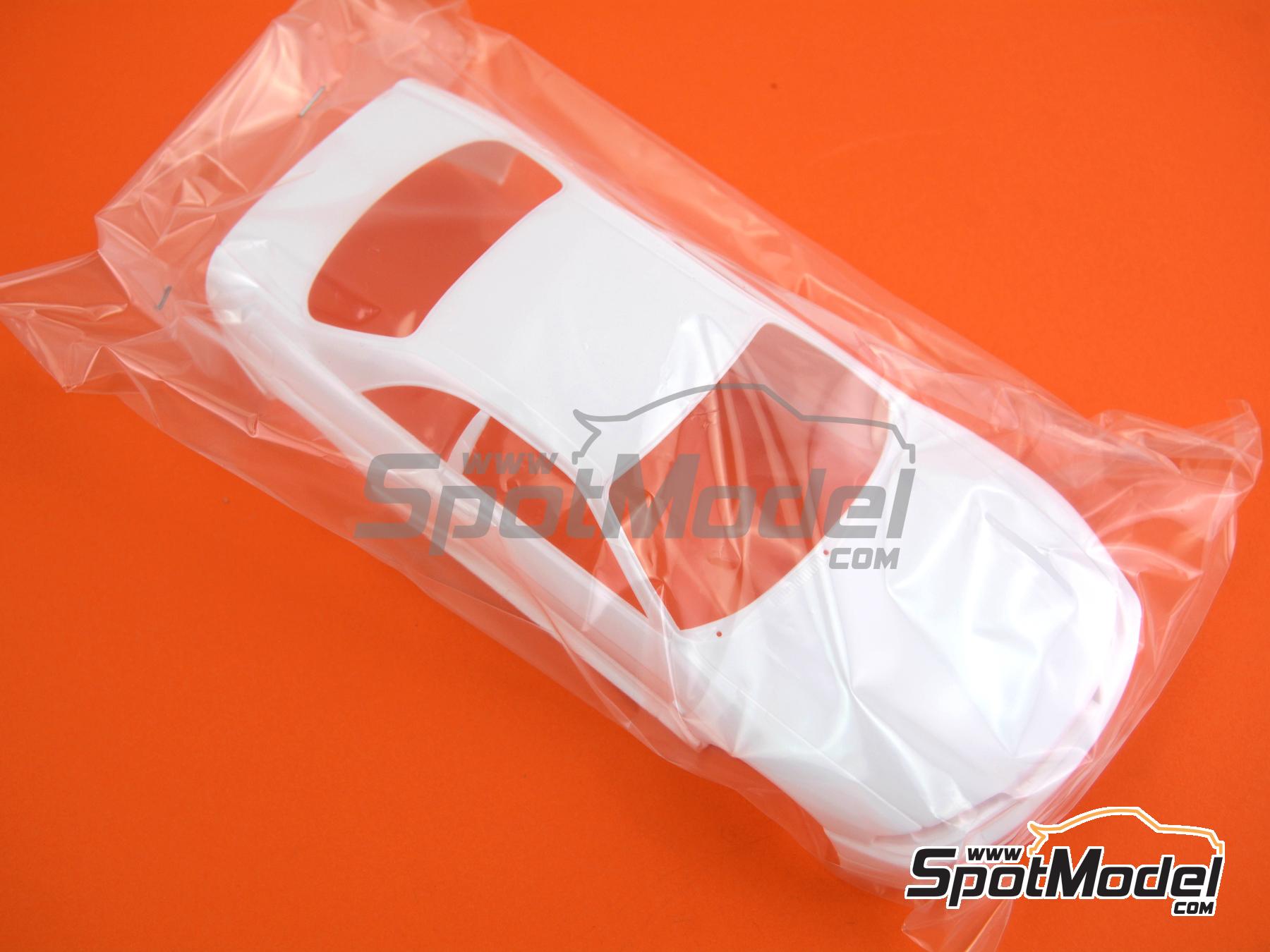 Image 9: Nissan Skyline (R33) GT-R V Spec | Car scale model kit in 1/24 scale manufactured by Tamiya (ref.&nbsp;TAM24145, also 4950344995219 and 24145)