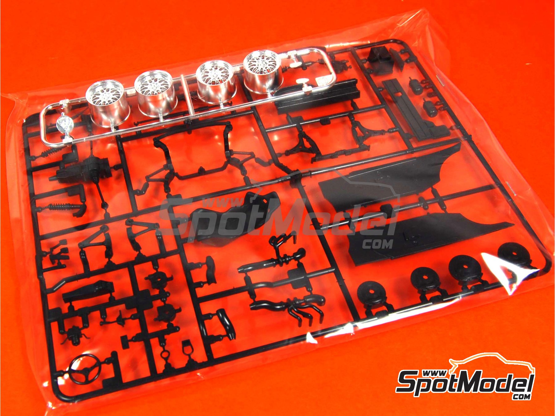 Image 4: Porsche 911 993 GT2 Taisan Team sponsored by Starcard - Japan GT Championship JGTC 1995 | Car scale model kit in 1/24 scale manufactured by Tamiya (ref.&nbsp;TAM24175, also 4950344992577 and 24175)
